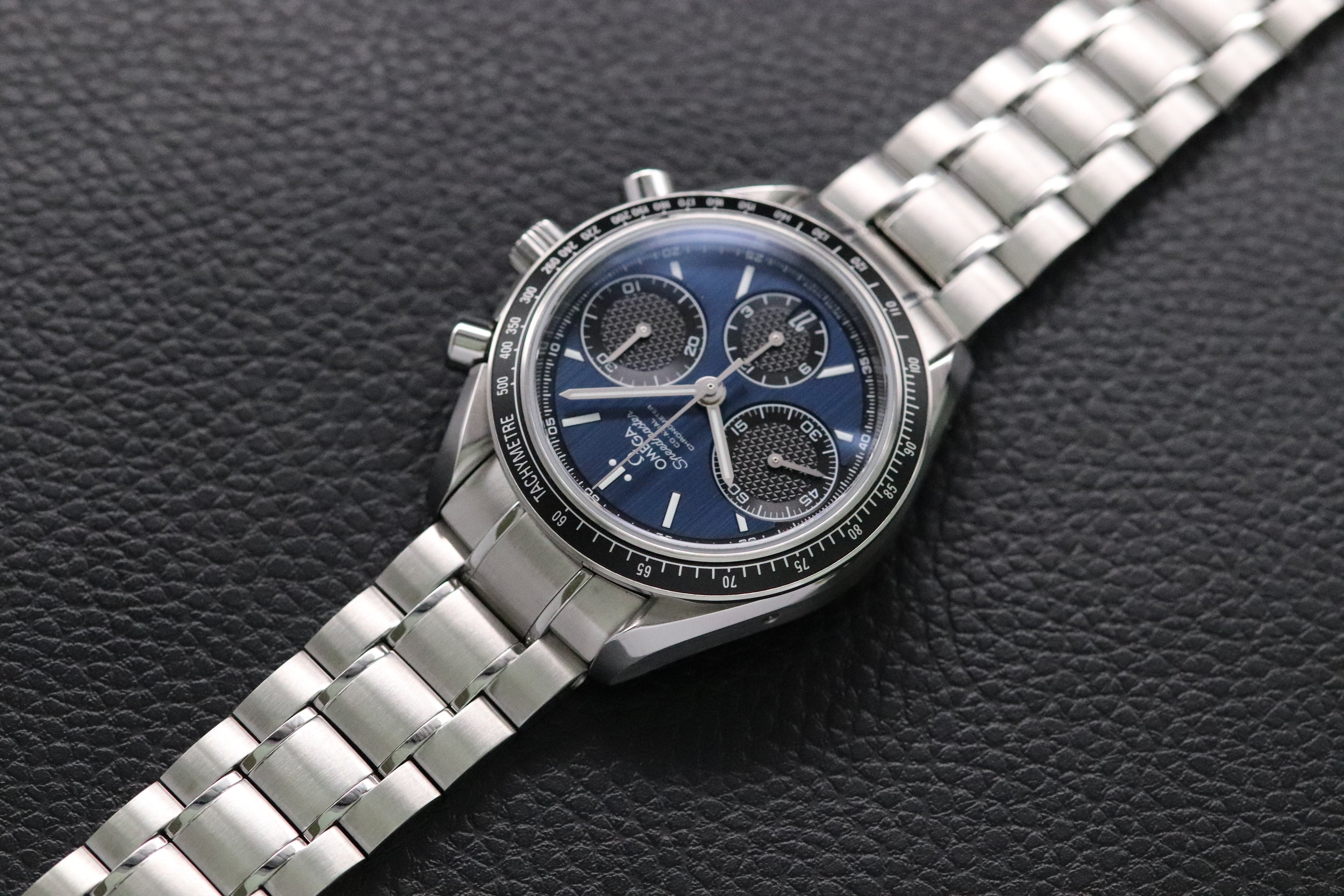 Omega Speedmaster Racing 326.30.40.50.03.001 Fullset 2025 Box+Papers