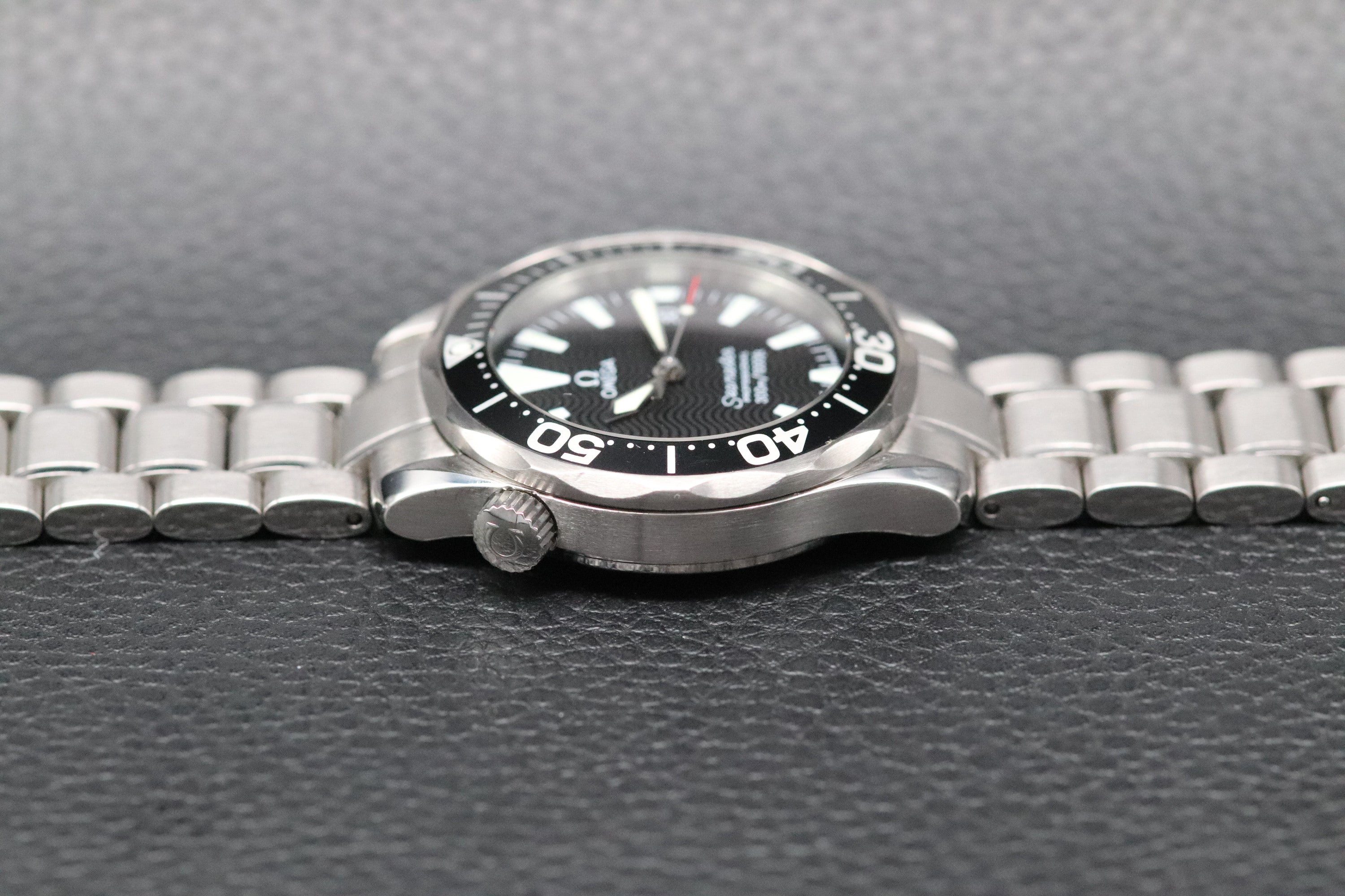 Omega Seamaster 300 2262.50 Black Dial 2005