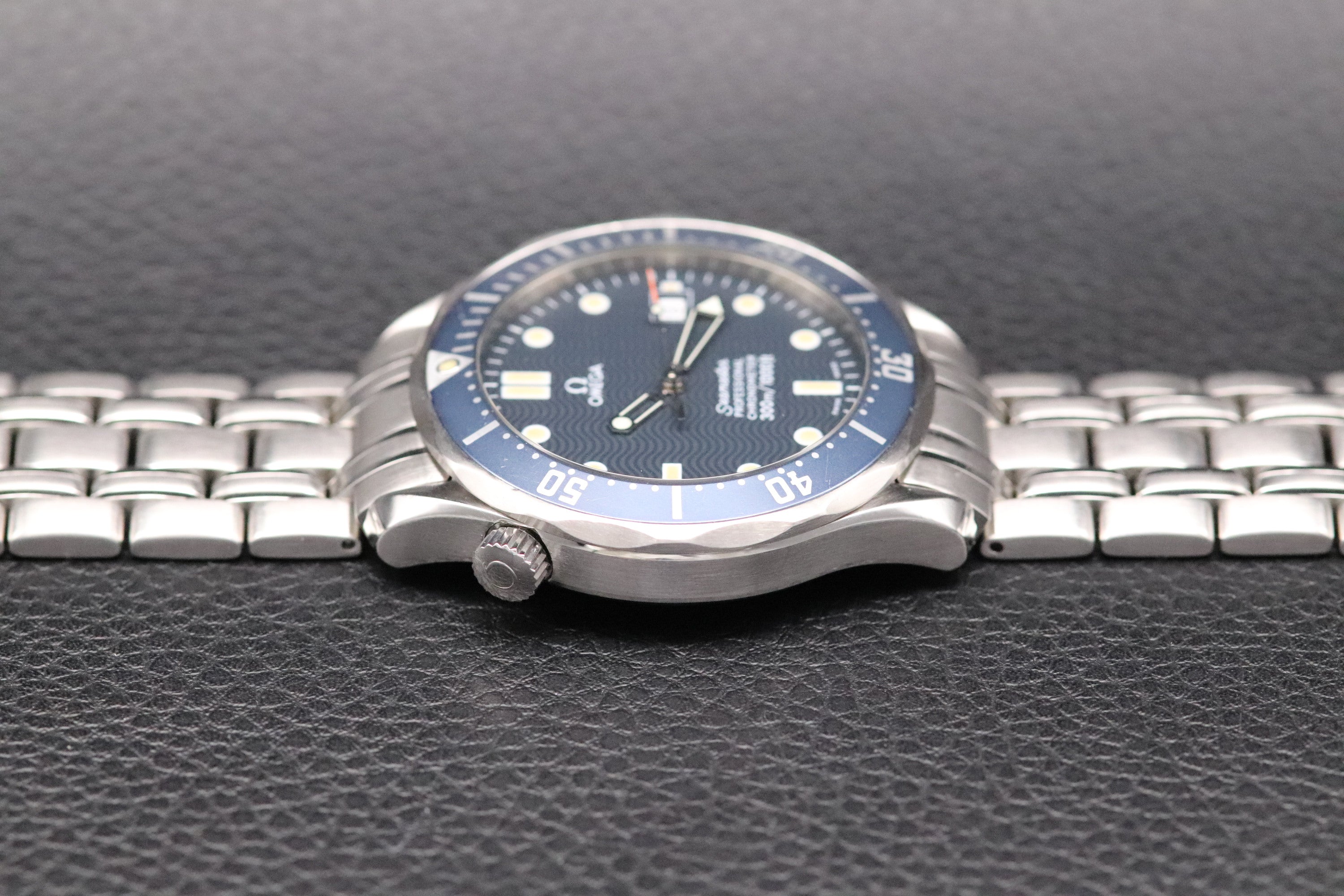Omega Seamaster James Bond 2531.80 Blue 1999