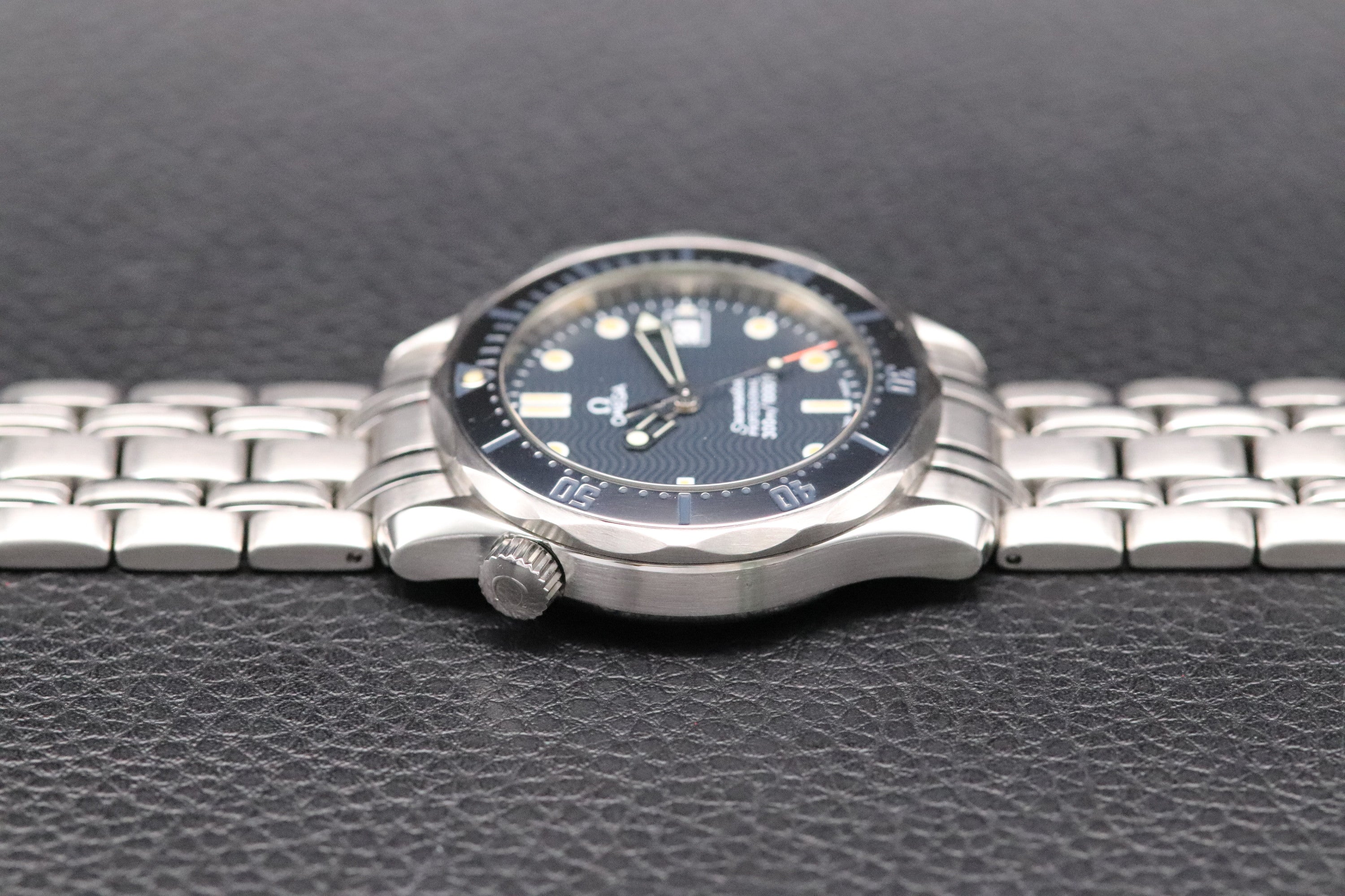 Omega Seamaster 300M 2562.80 Blue Dial 1995