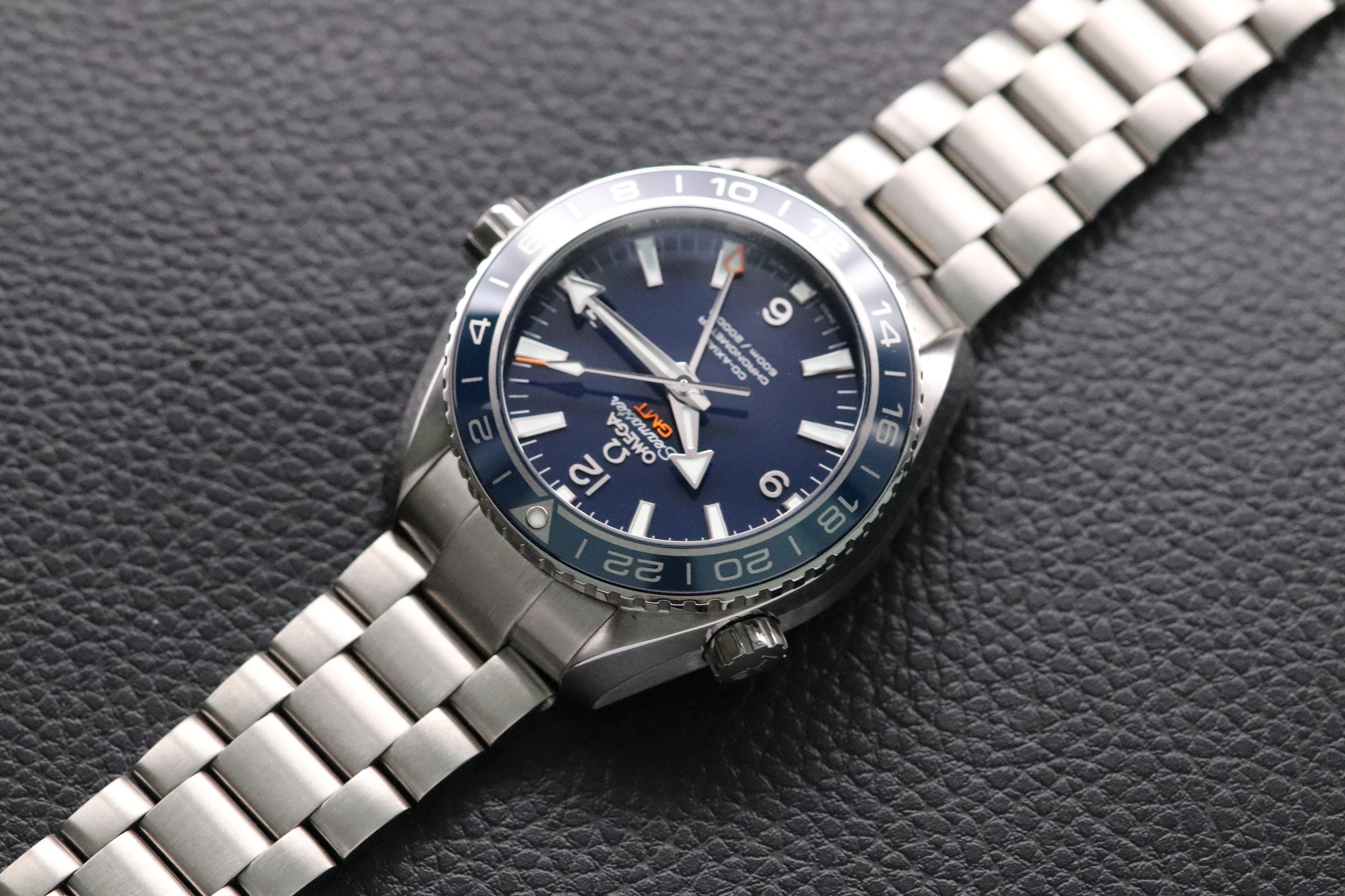 Omega Seamaster Planet Ocean GMT 232.90.44.22.03.001 Fullset 2019 Box+Papers