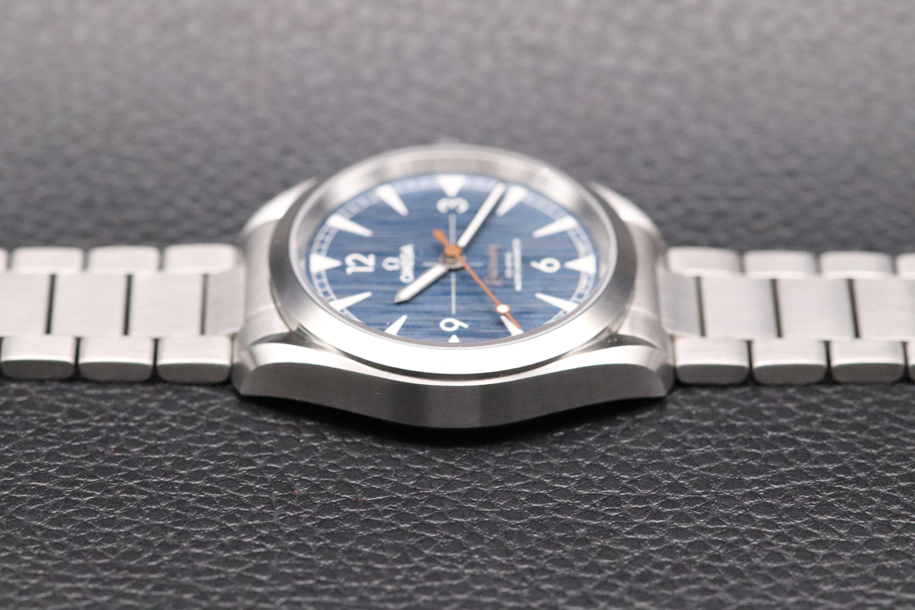 Omega Seamaster Railmaster 220.10.40.20.03.001 Fullset 2024 Box+Papers