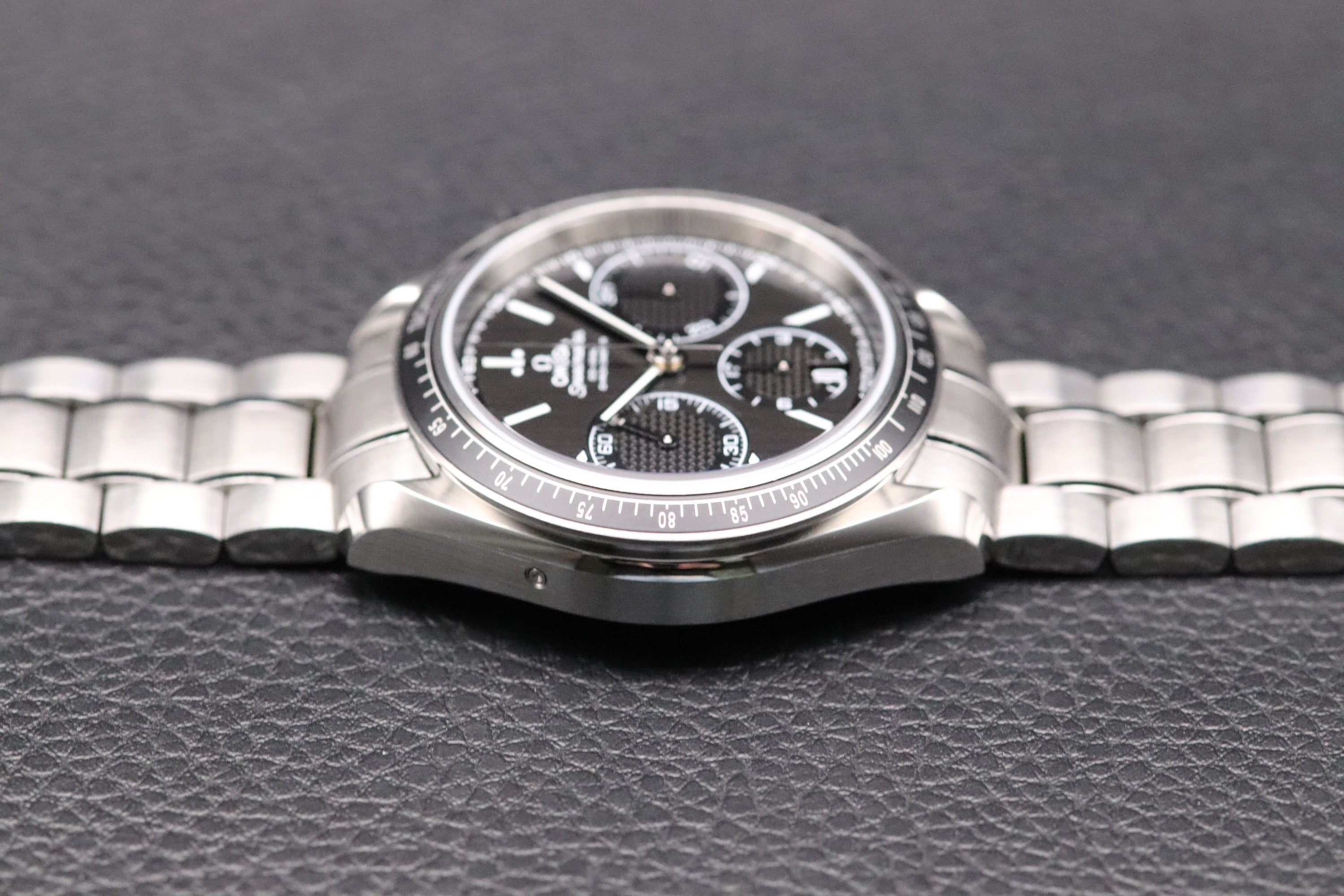 Omega Speedmaster Racing 326.30.40.50.01.001 Fullset 2025 Box+Paper