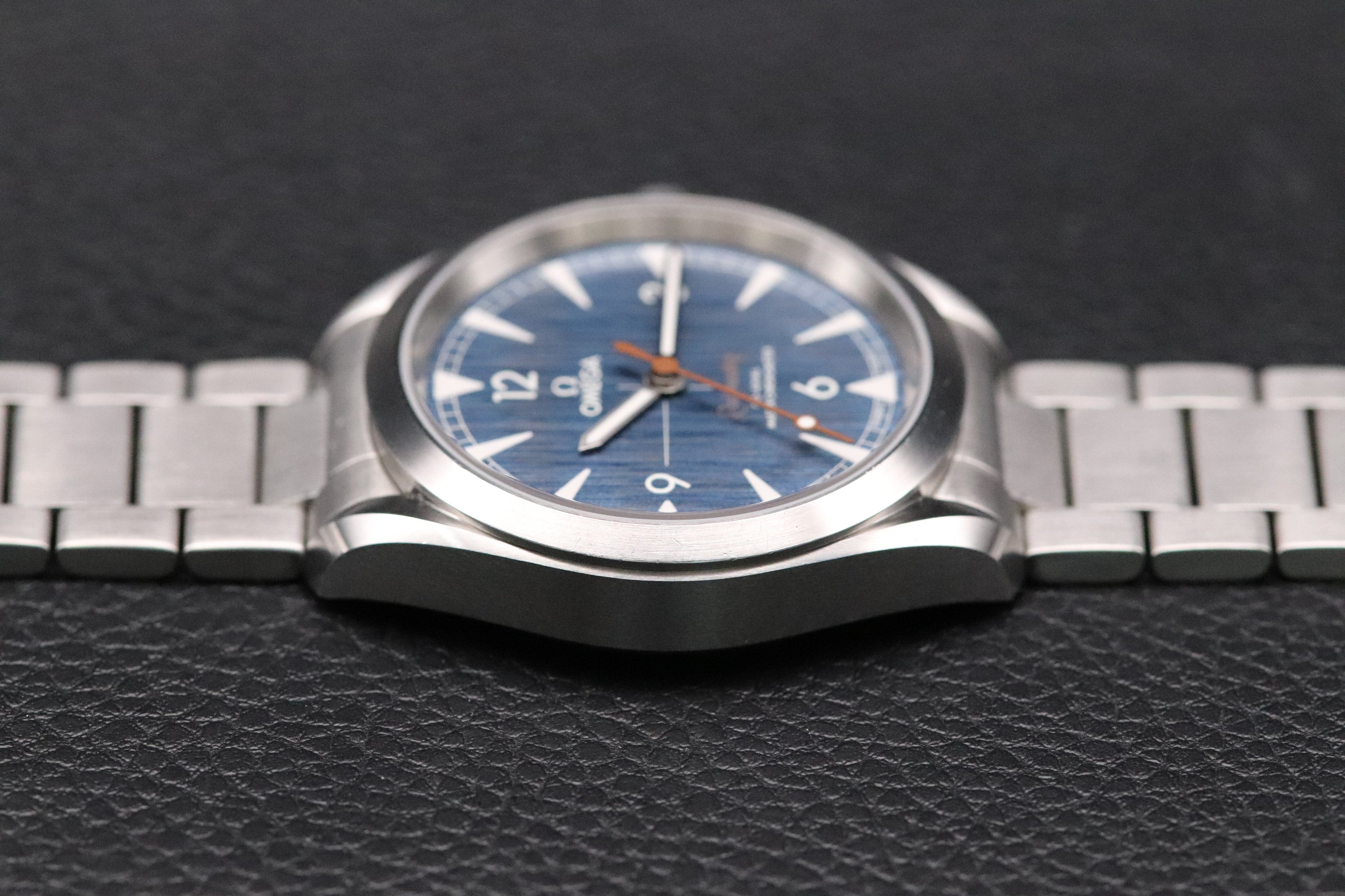 Omega Seamaster Railmaster 220.10.40.20.03.001 Fullset 2023 Box+Papers