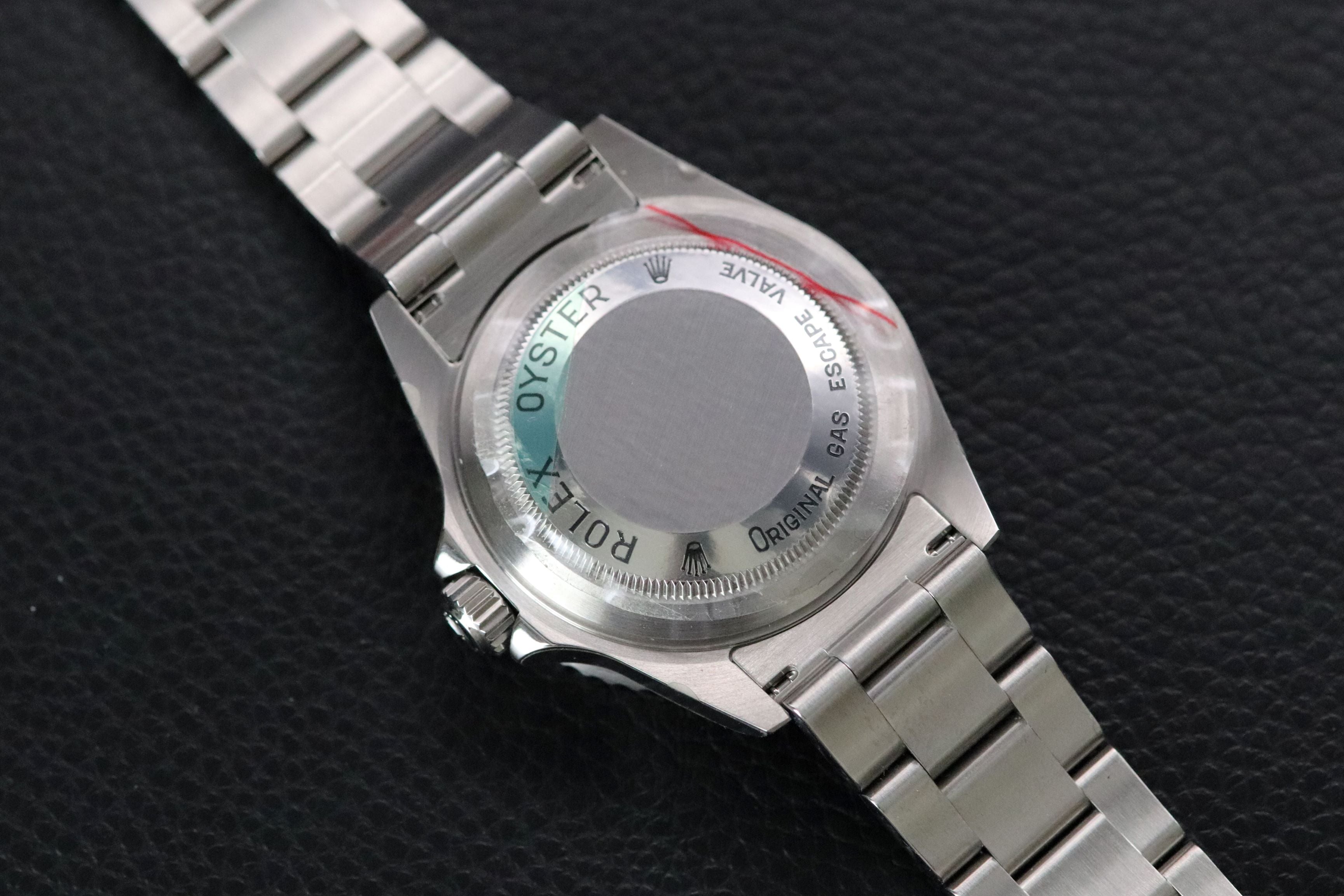 Rolex Sea-Dweller 4000 16600 NOS 2008 Fullset LC100