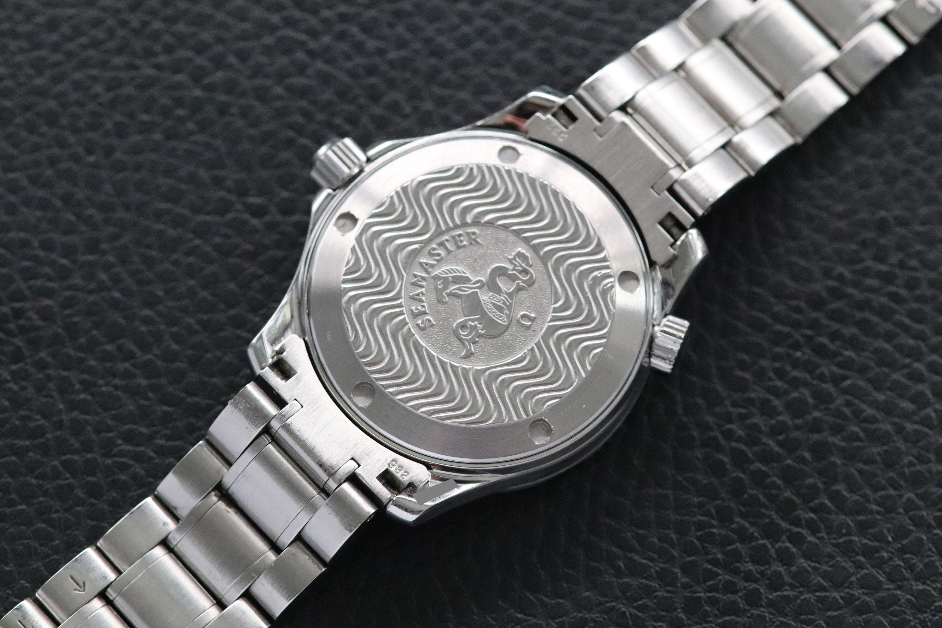 Omega Seamaster 300 2262.50 Black Dial 2005