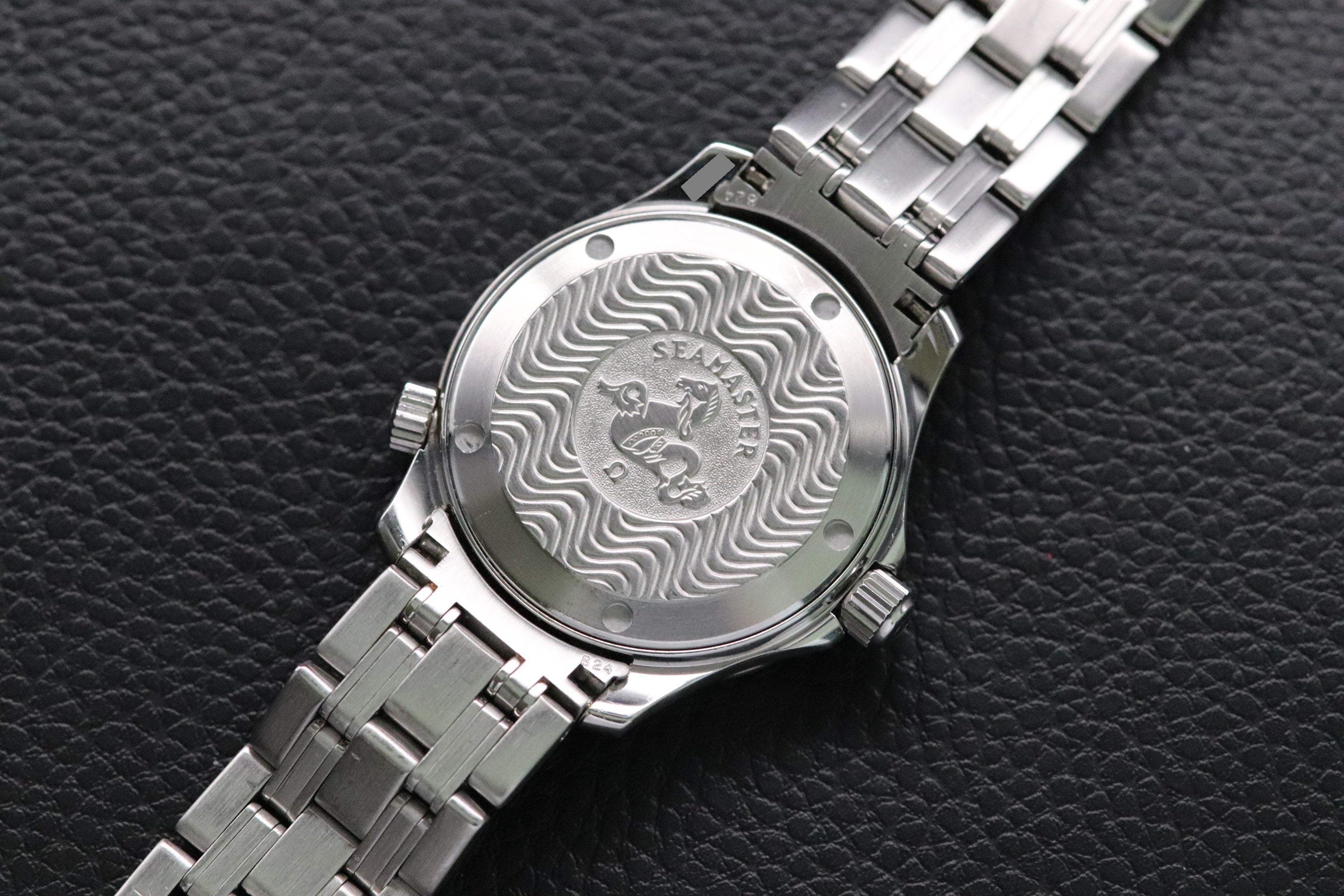 Omega Seamaster 300 2561.80 Blue Dial 1998