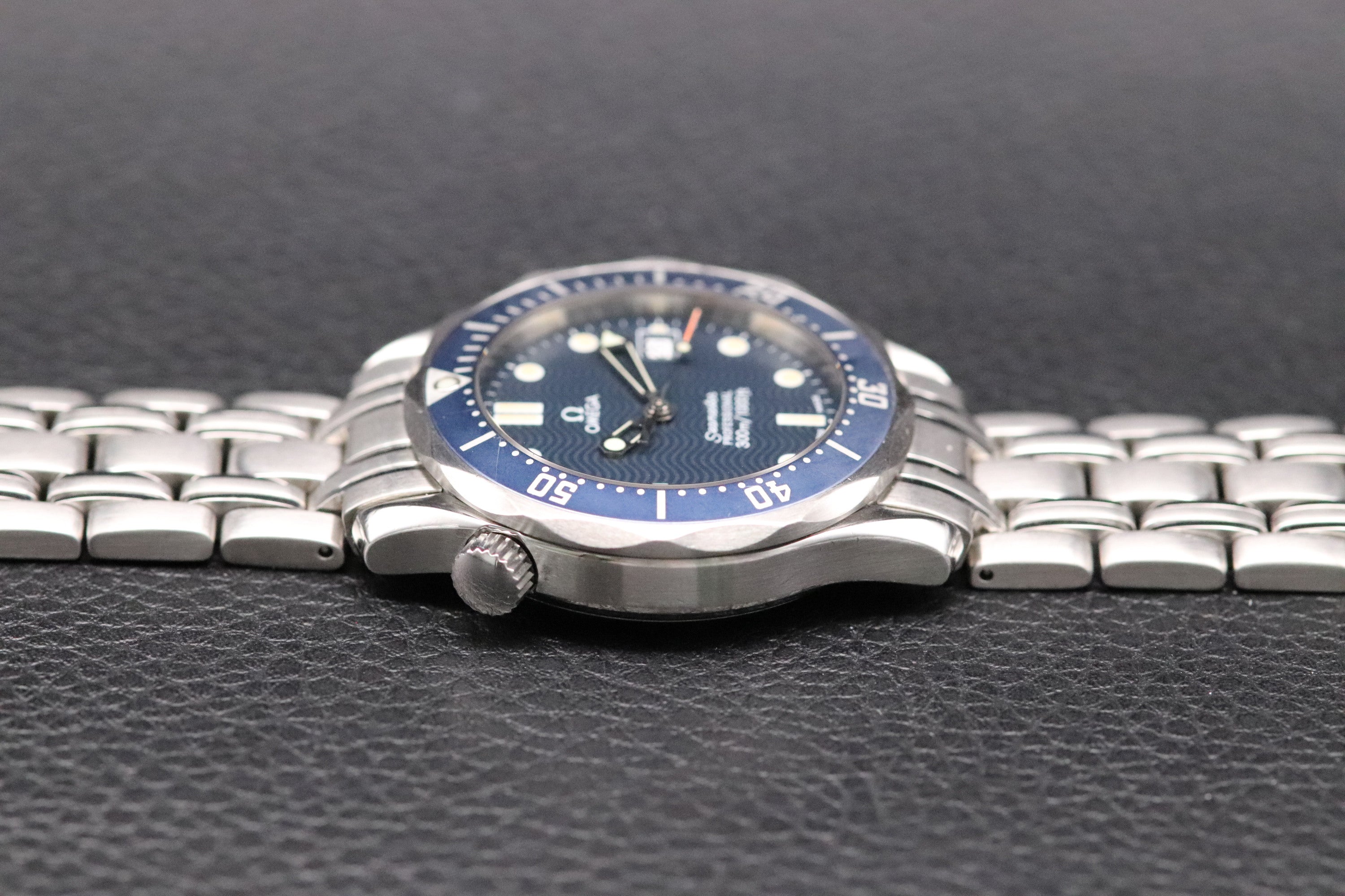 Omega Seamaster 300 2561.80 Blue Dial 1993 Paper