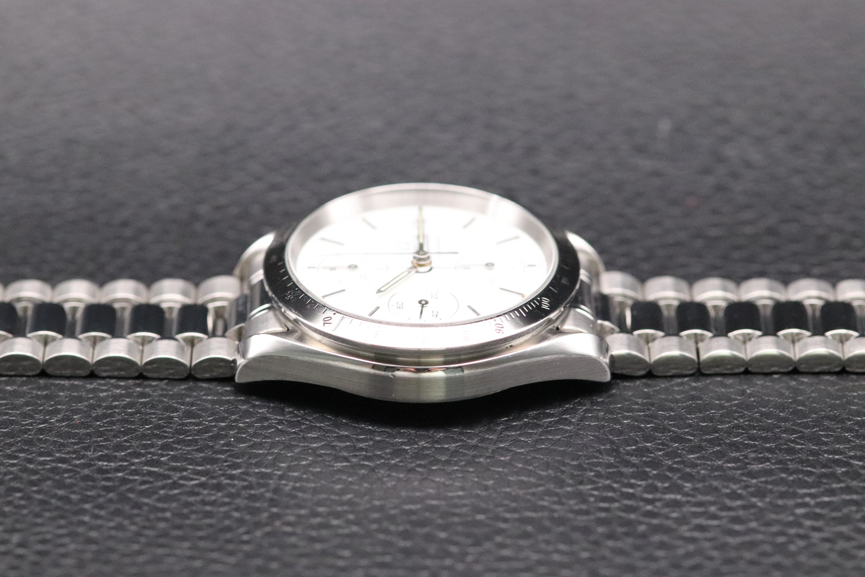 Omega Speedmaster Date 3511.20 Papers 1999 Albino