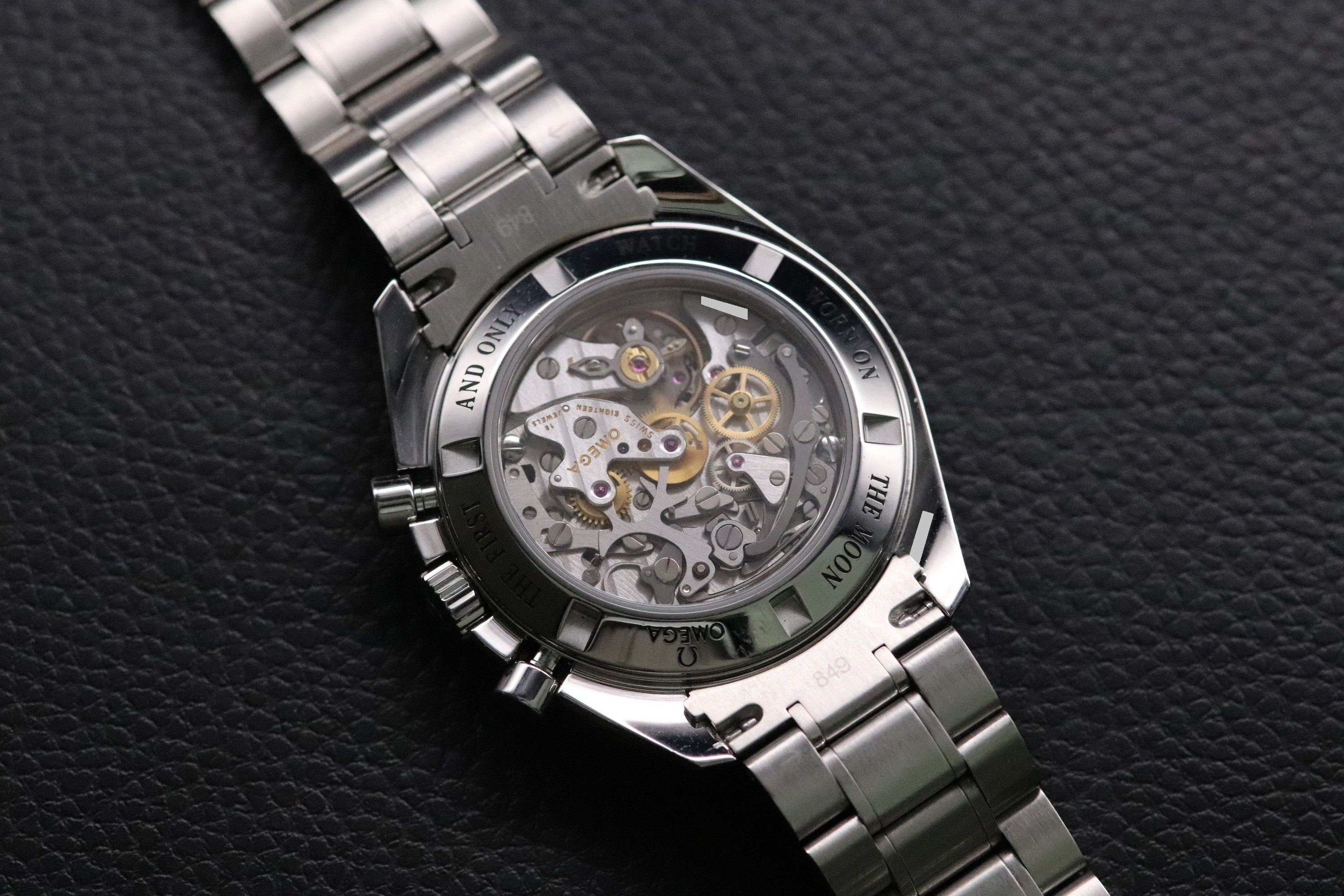 Omega Speedmaster Moonwatch 3572.50 Glass Bottom 2005