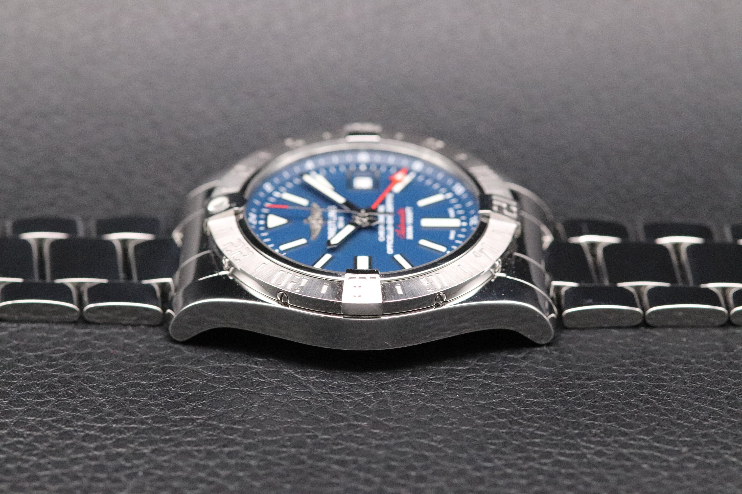 Breitling Avenger II GMT A32390 Fullset 2017 Box+Paper