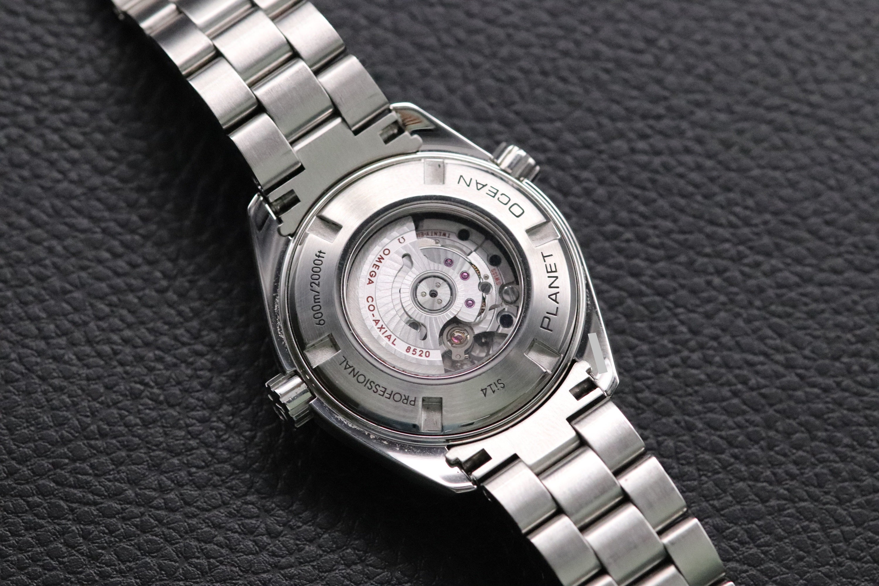 Omega Seamaster Planet Ocean 232.30.38.20.01.001 Papers