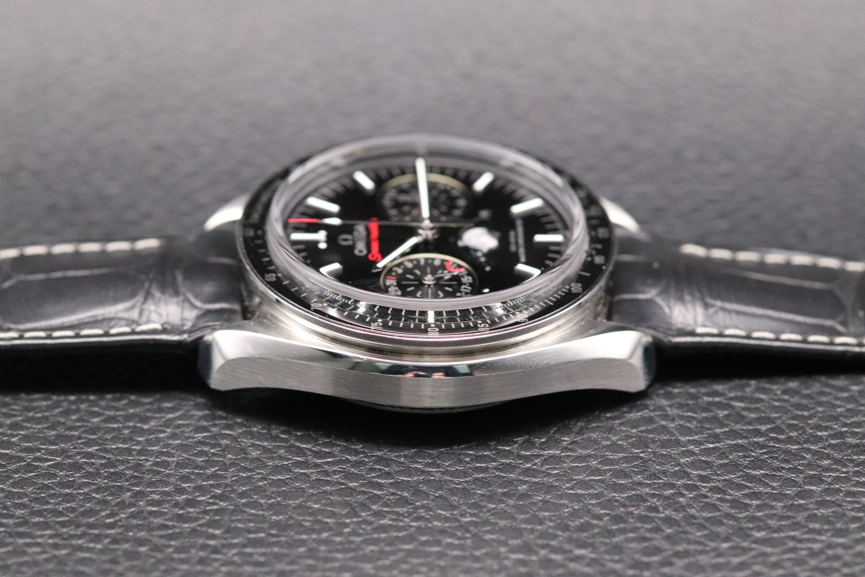 Omega Speedmaster Moonwatch Moonphase 304.33.44.52.01.001 Fullset 2021 Box+Papers