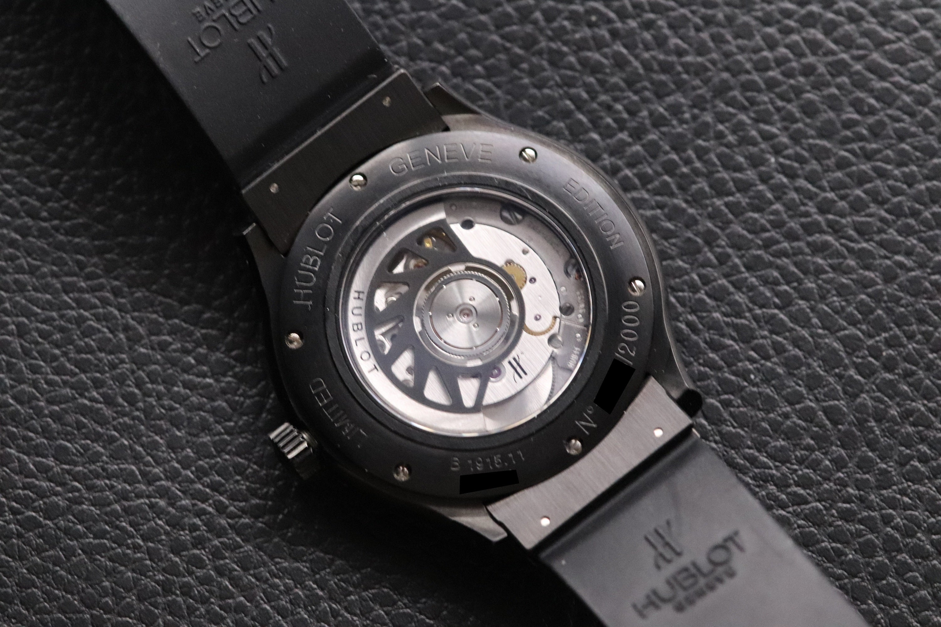 Hublot Classic Fusion 1915.NL30.1 Papers 2009