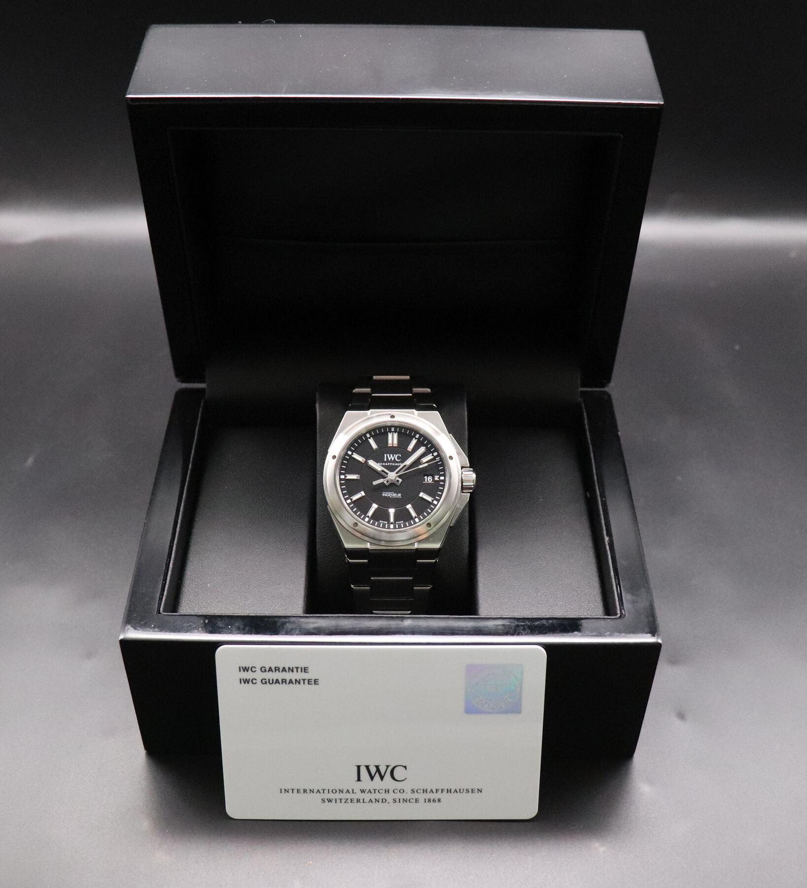IWC Ingenieur Automatic IW323902 Papers 2013