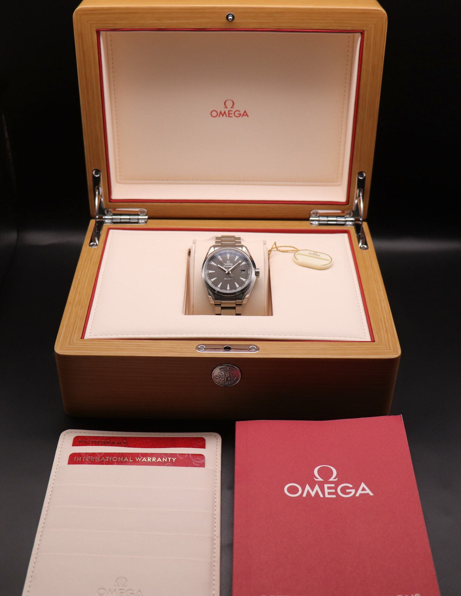 Omega Seamaster Aqua Terra 231.10.39.60.06.001 Fullset 2018 Box+Paper