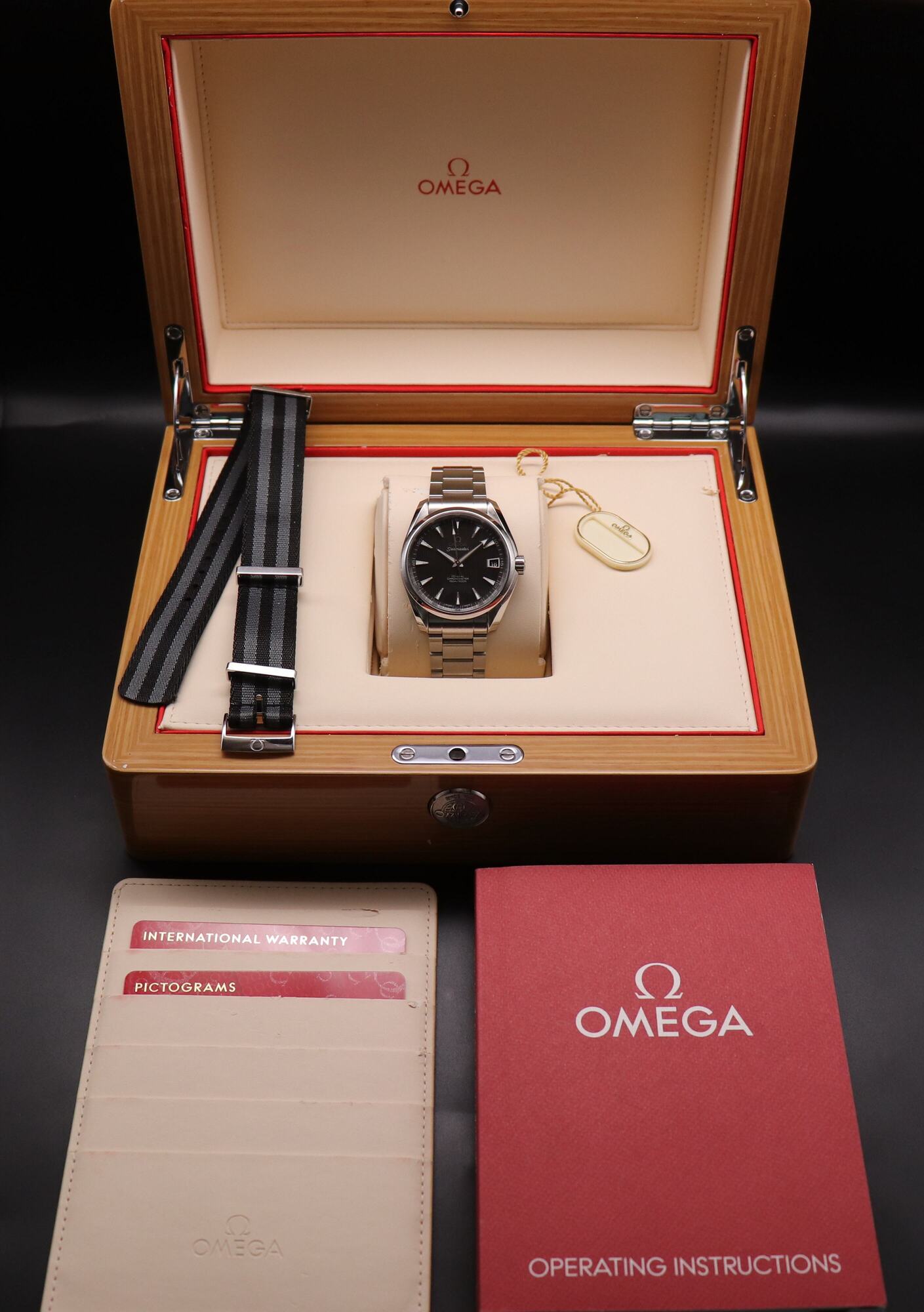 Omega Seamaster Aqua Terra 231.10.39.21.06.001 Fullset 2014 Box+Papers