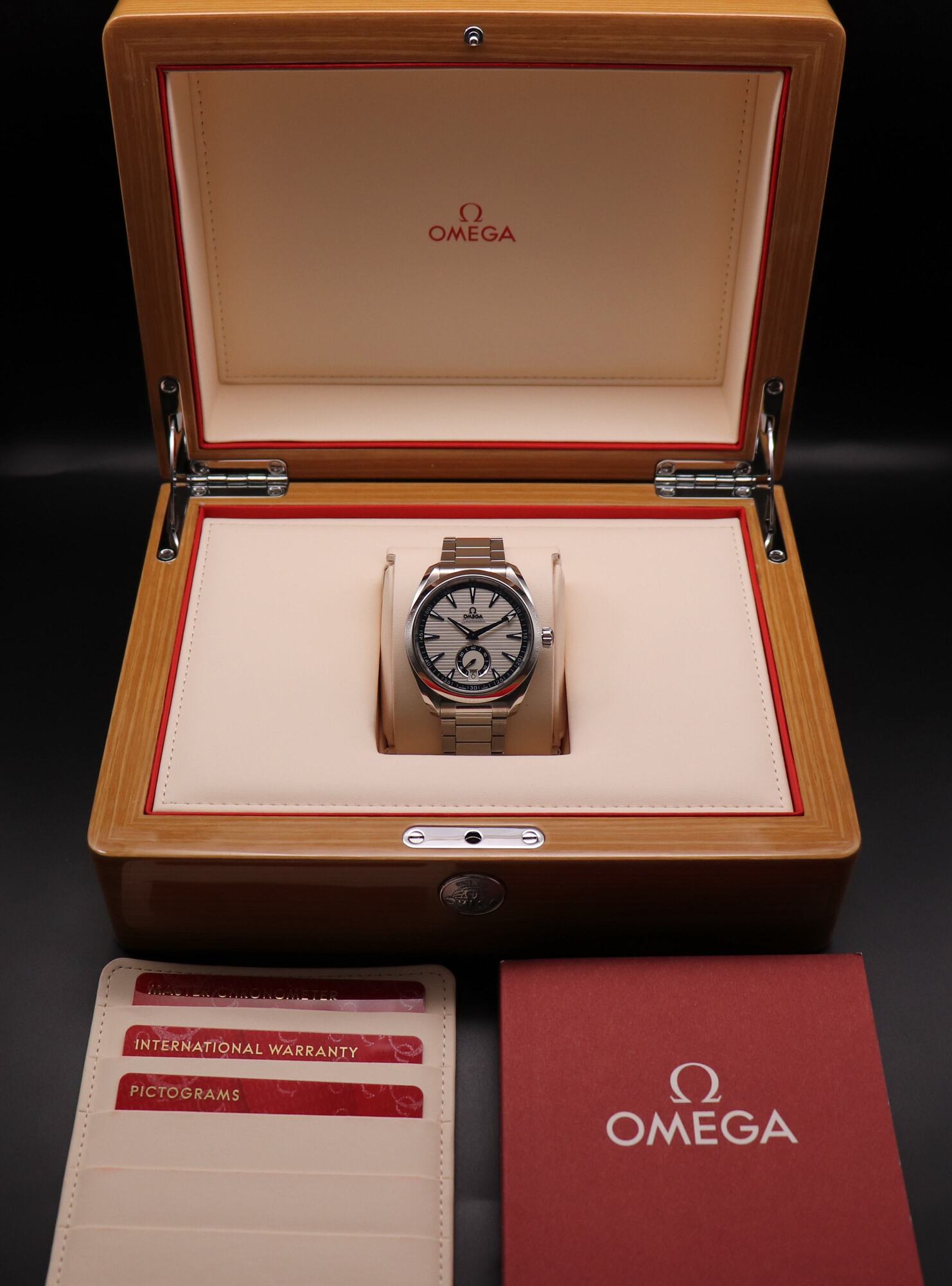 Omega Seamaster Aqua Terra 220.10.41.21.02.004 Fullset 2021 Box+Papers