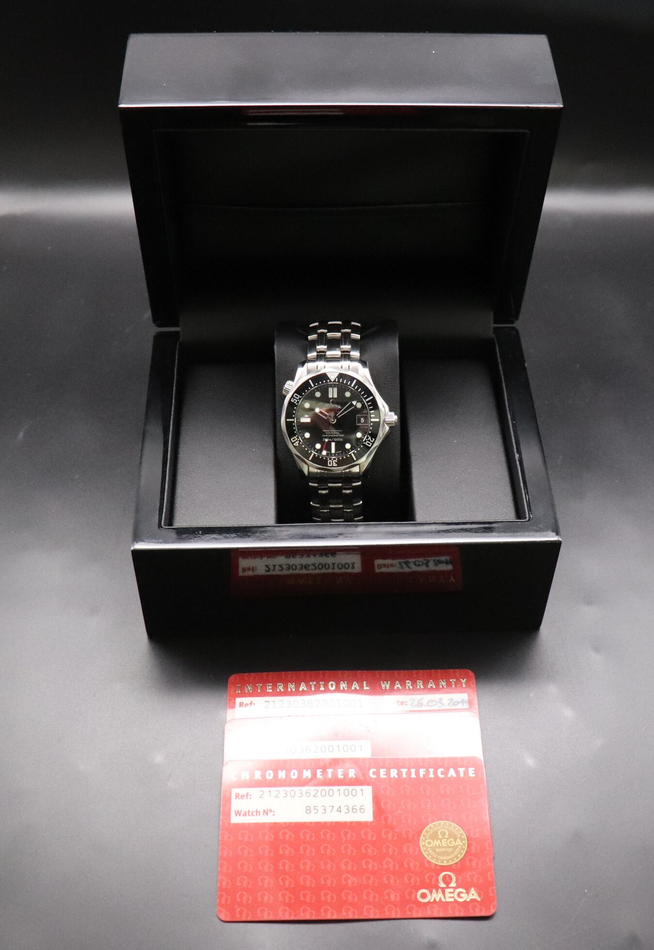 Omega Seamaster Diver 300M 212.30.36.20.01.001 Papers 2011