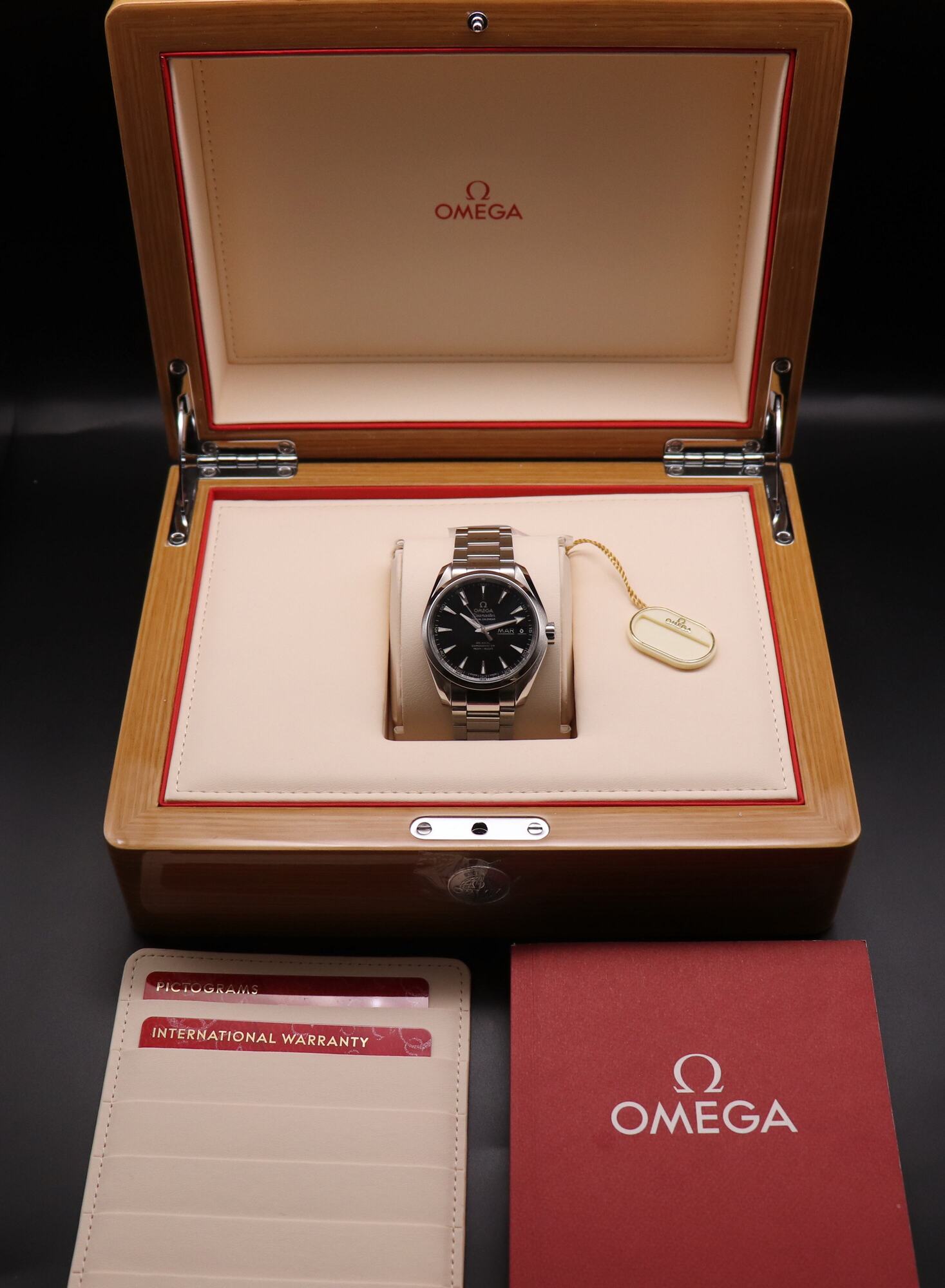 Omega Seamaster Aqua Terra 231.10.39.22.01.001 Fullset 2023 Box+Papers