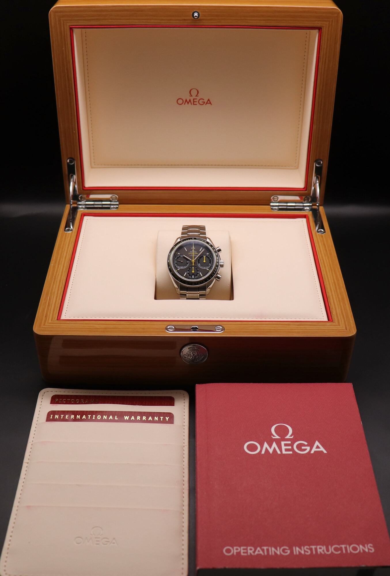 Omega Speedmaster Racing 326.30.40.50.06.001 Fullset 2017 Box+Paper