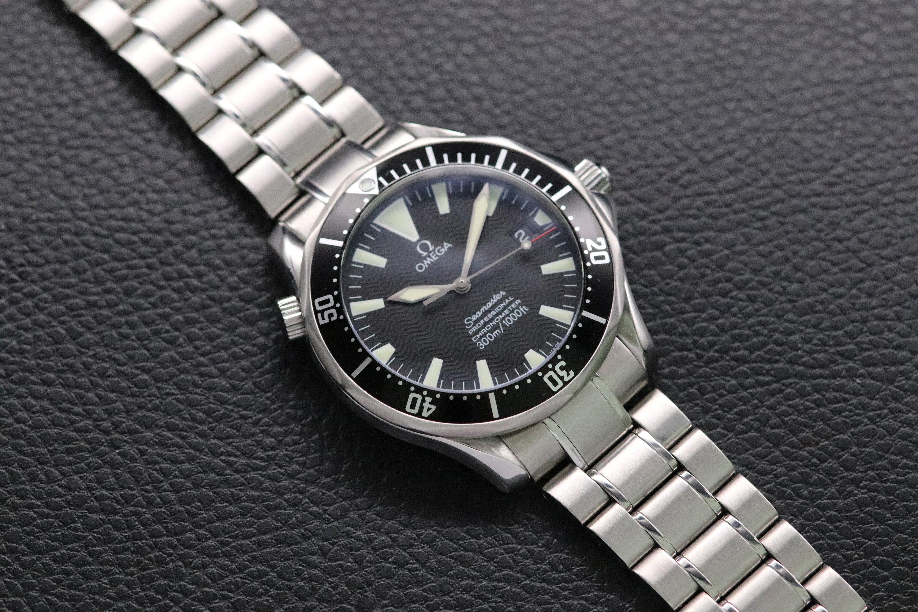 Omega Seamaster 300 2254.50 Black Dial 1999