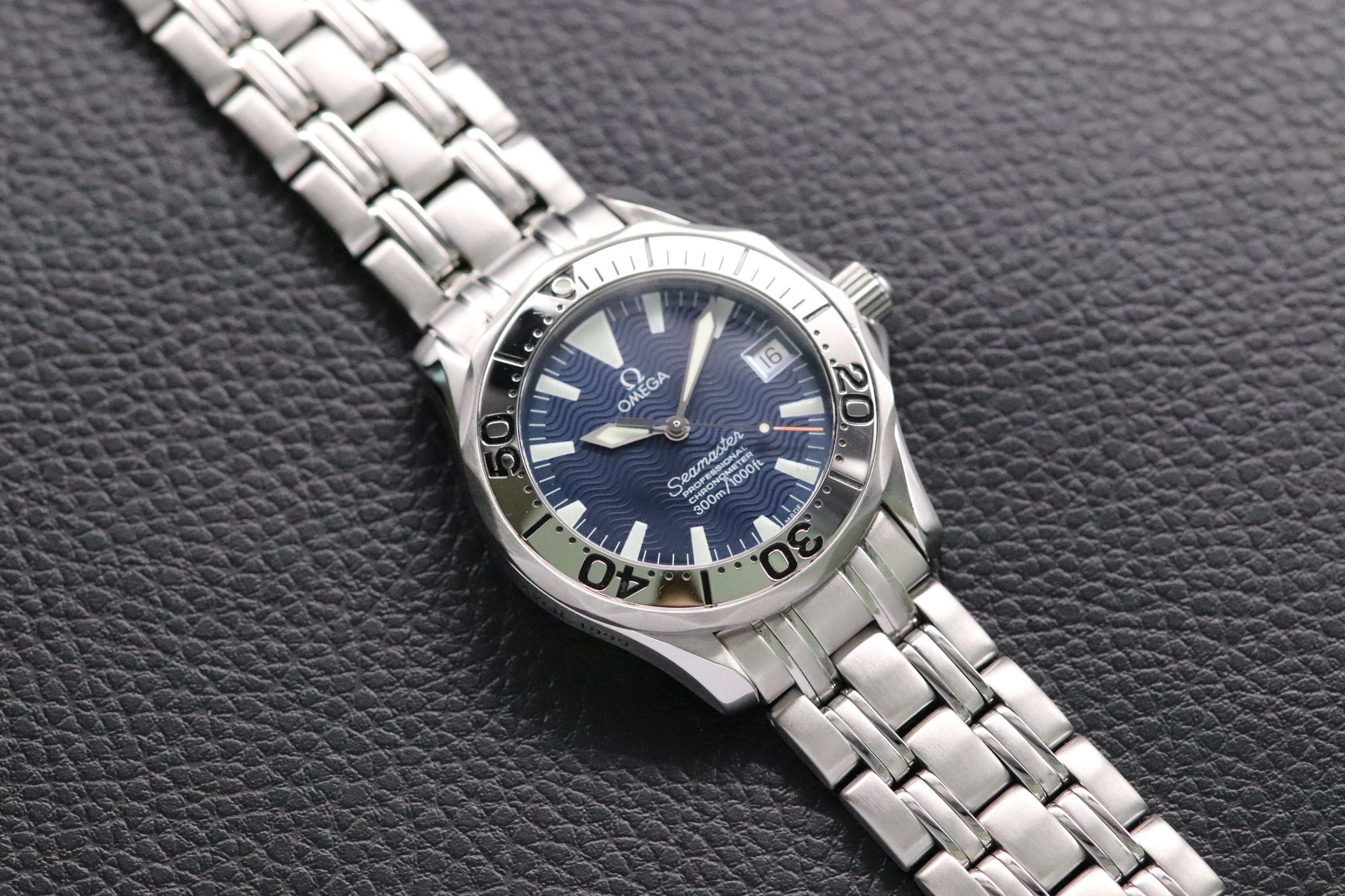 Omega Seamaster 300 2554.80 Blue Dial 1999