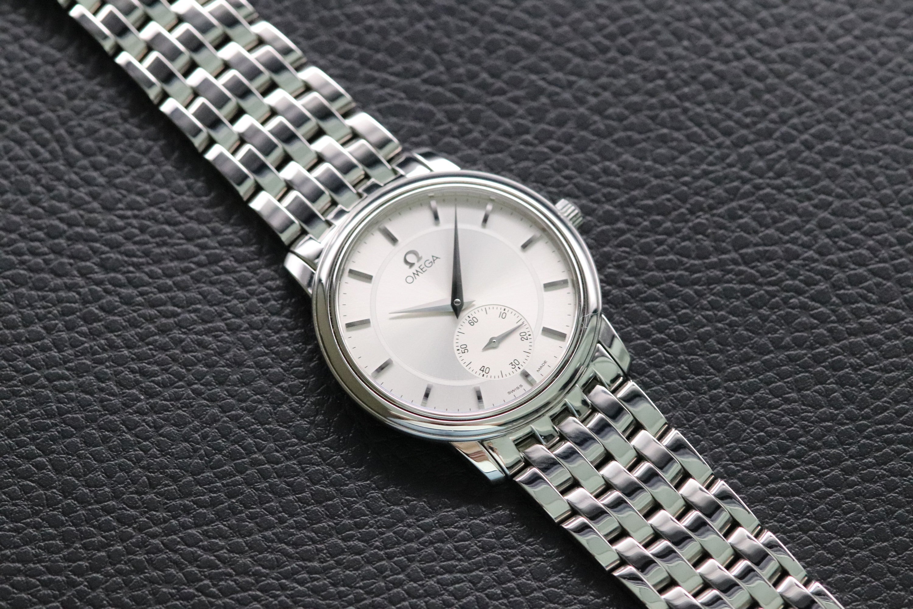 Omega De Ville 4520.31 Silver Dial 1993