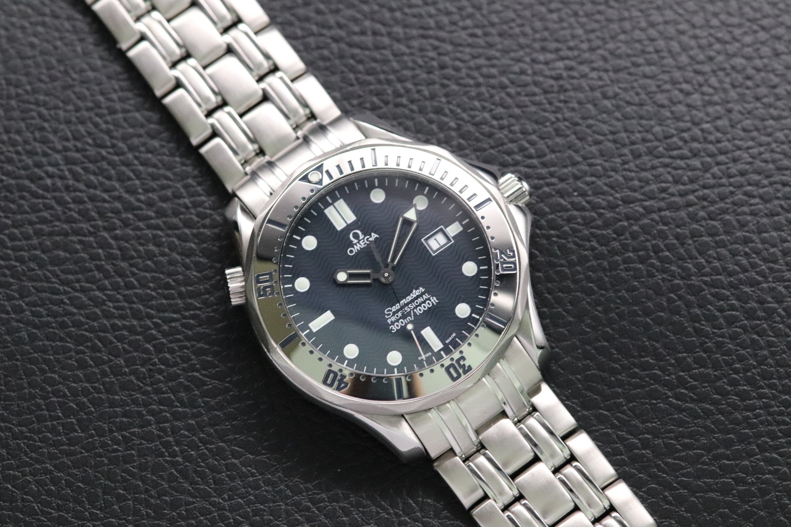 Omega Seamaster 300 2542.80 Blue Dial 1998