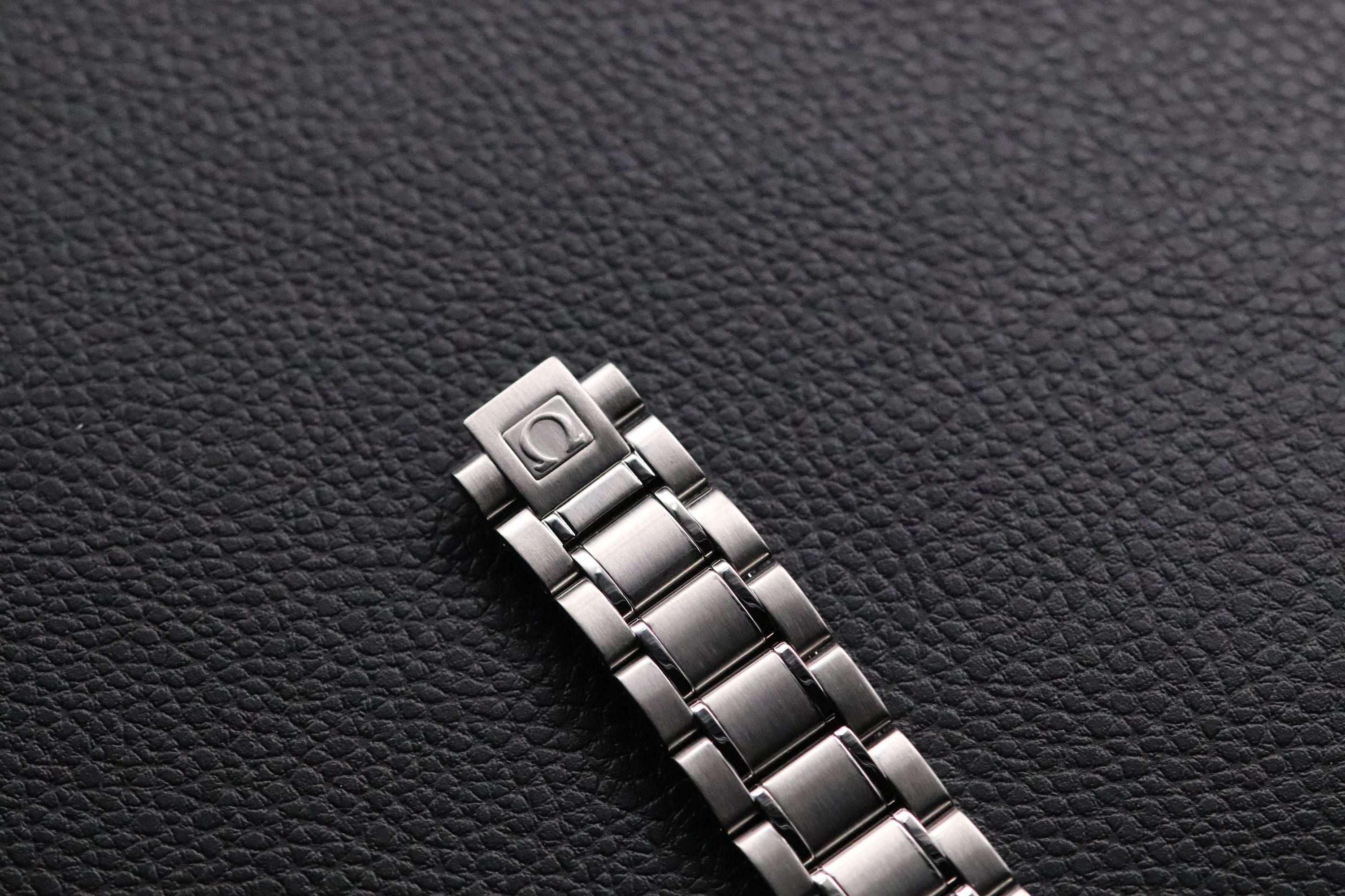 Omega Speedmaster Day Date 3520.50 Black Dial 1998