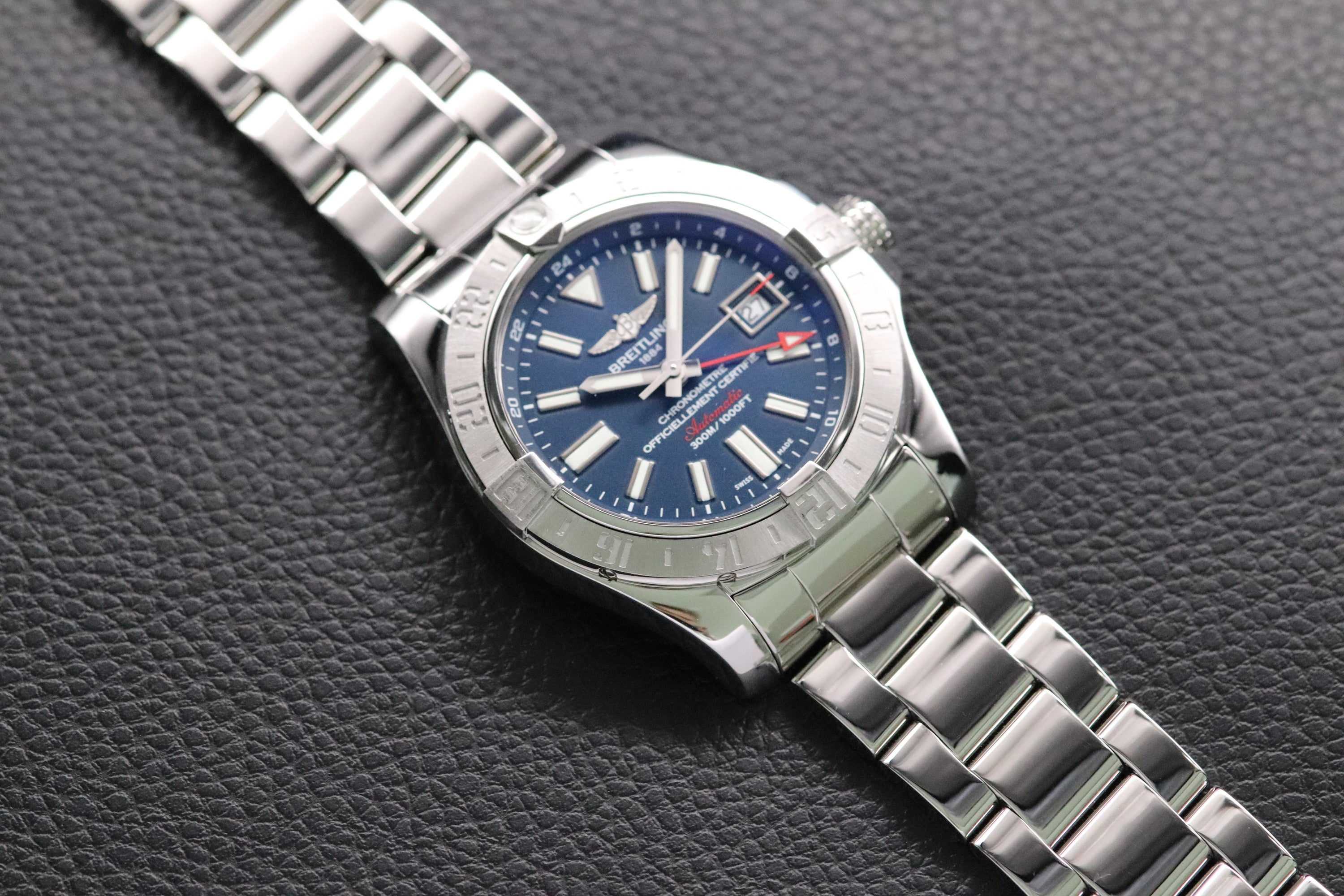 Breitling Avenger II GMT A32390 Fullset 2017 Box+Paper