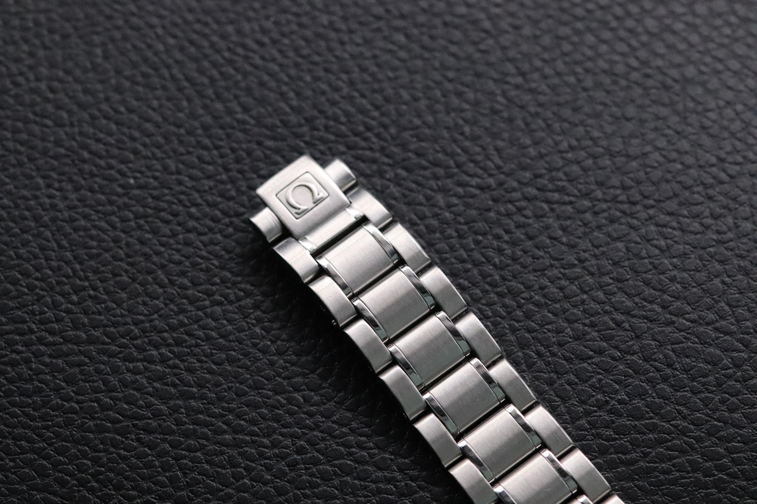 Omega Speedmaster Day Date 3520.50 Black Dial 1995