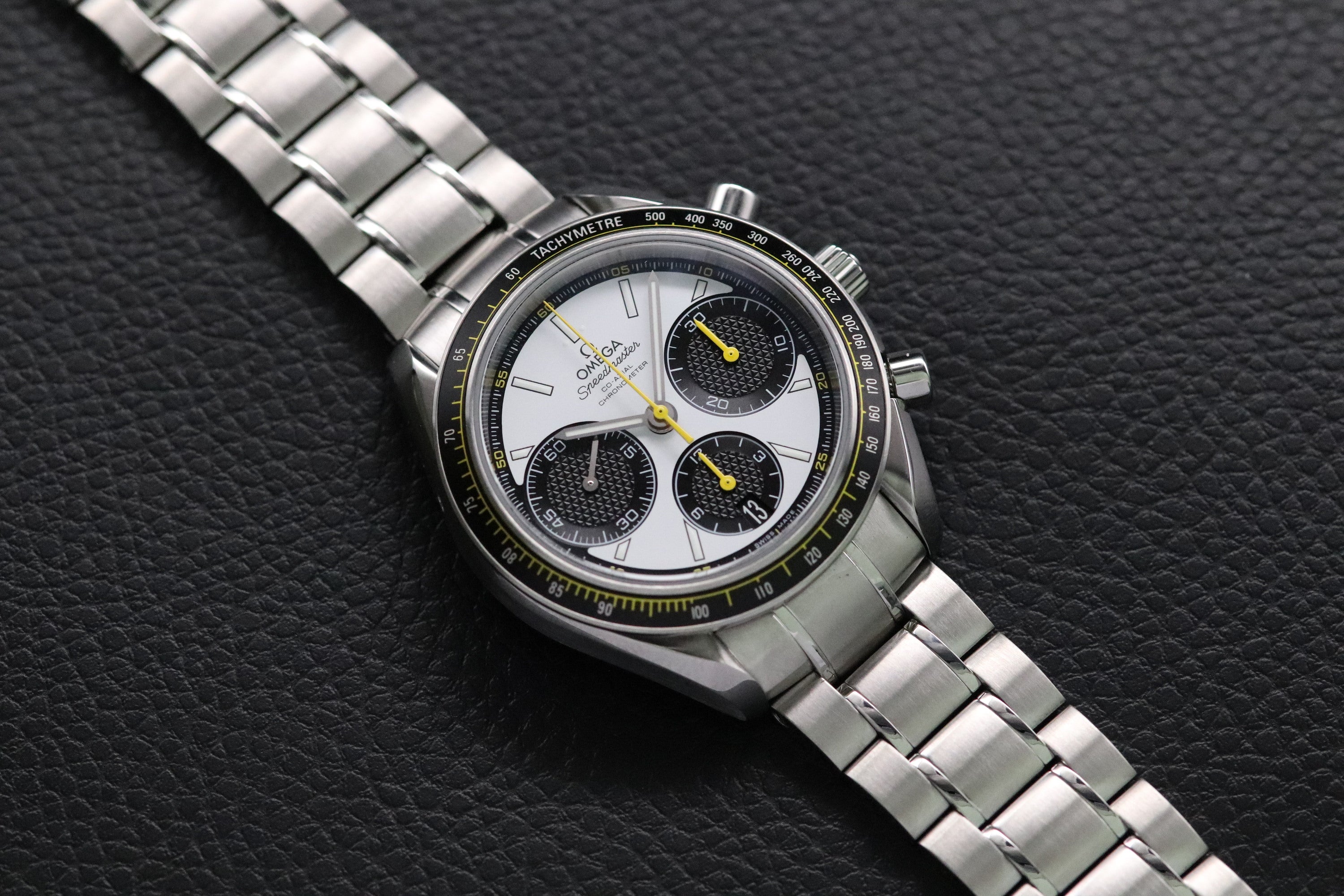 Omega Speedmaster Racing 326.30.40.50.04.001 Fullset 2023 Box+Papers