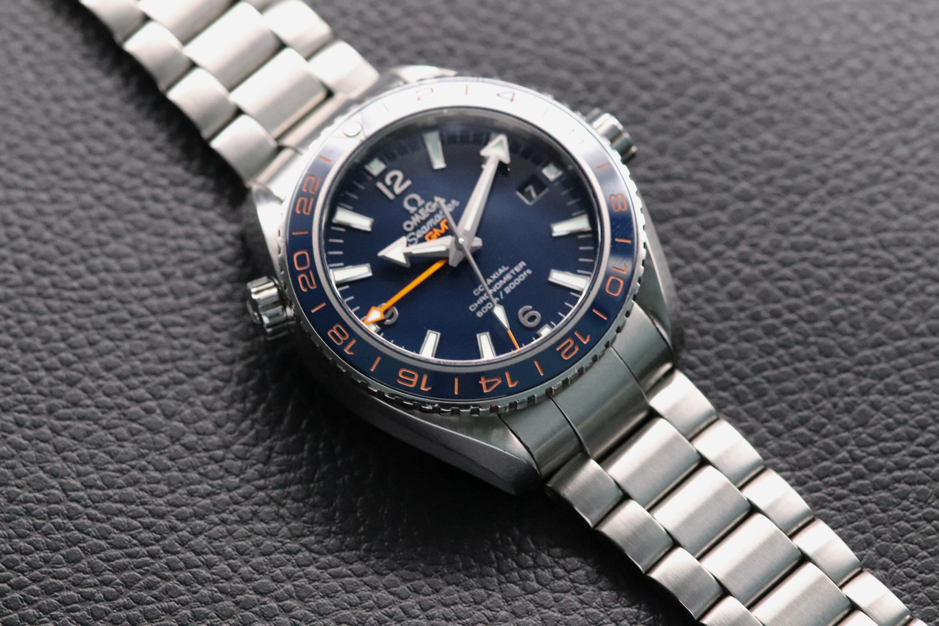 Omega Seamaster Planet Ocean GMT 232.30.44.22.03.001 Papers 2016