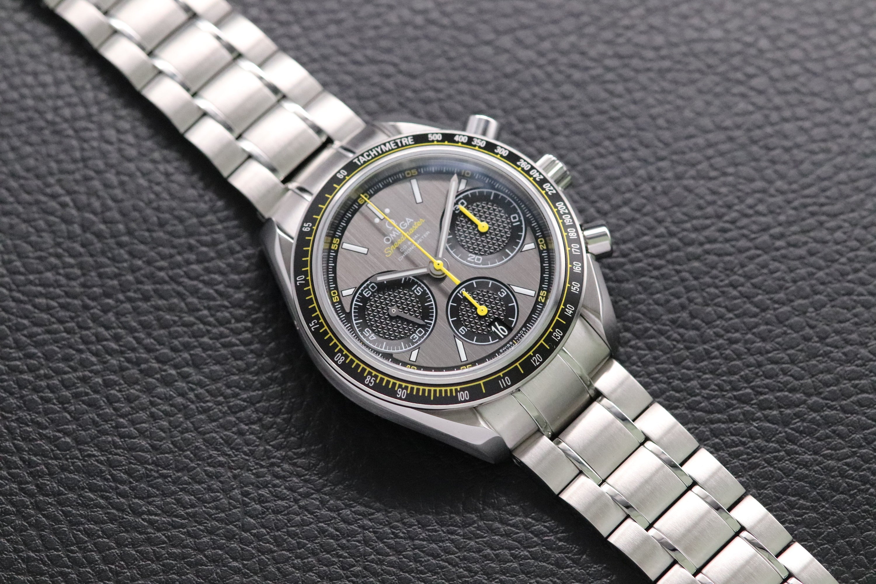 Omega Speedmaster Racing 326.30.40.50.06.001 Fullset 2024 Box+Paper