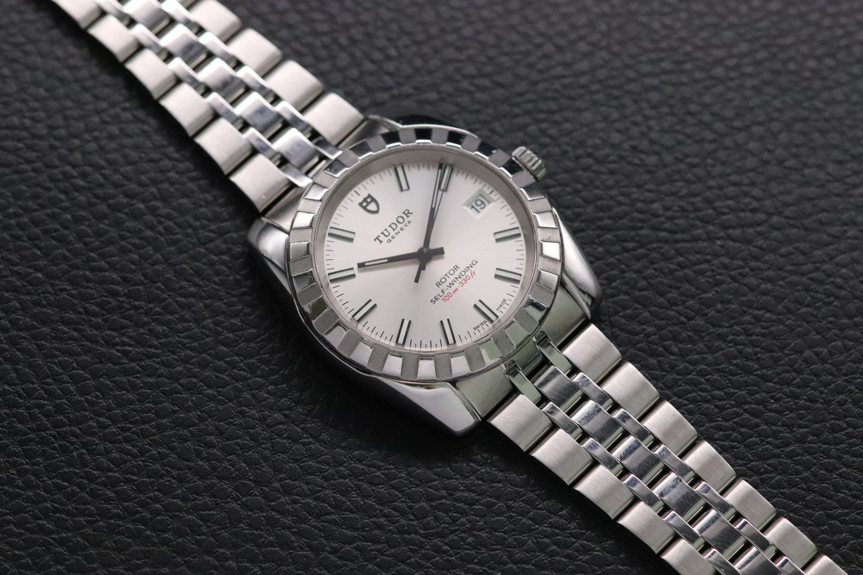 Tudor Classic Date 21010 Papers 2008