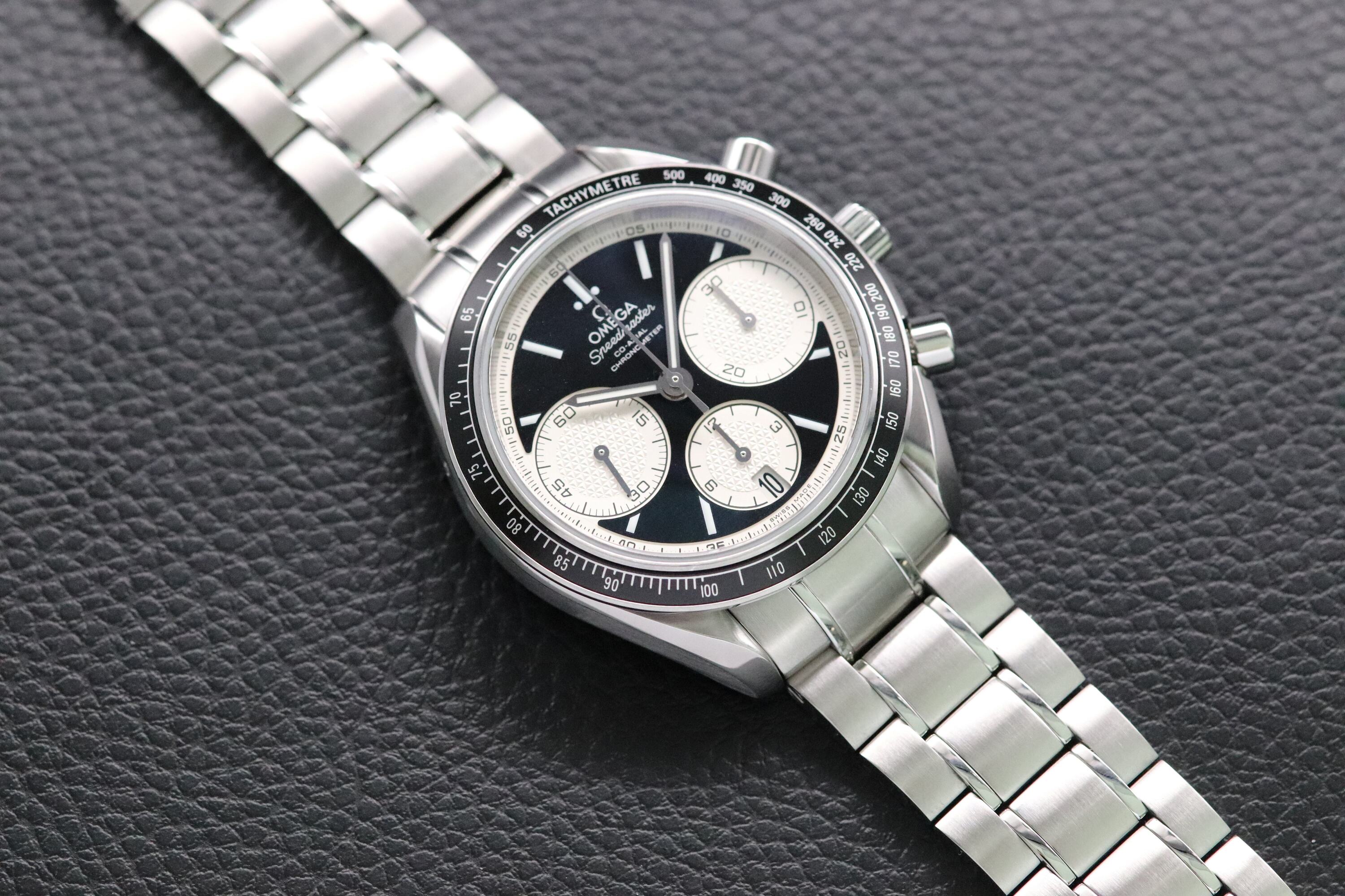 Omega Speedmaster Racing 326.30.40.50.01.002 Panda 2022 Fullset
