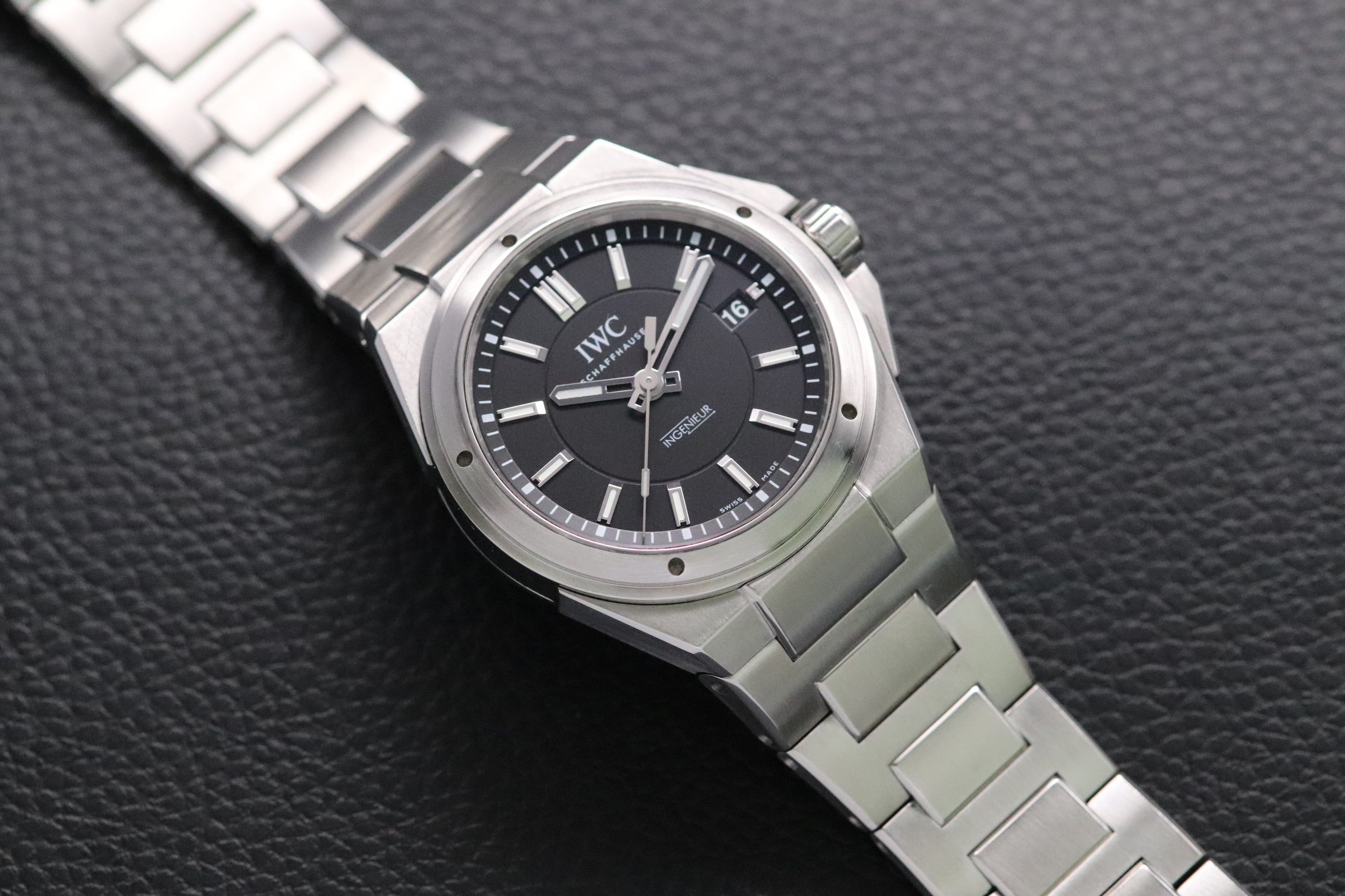 IWC Ingenieur Automatic IW323902 Papers 2013