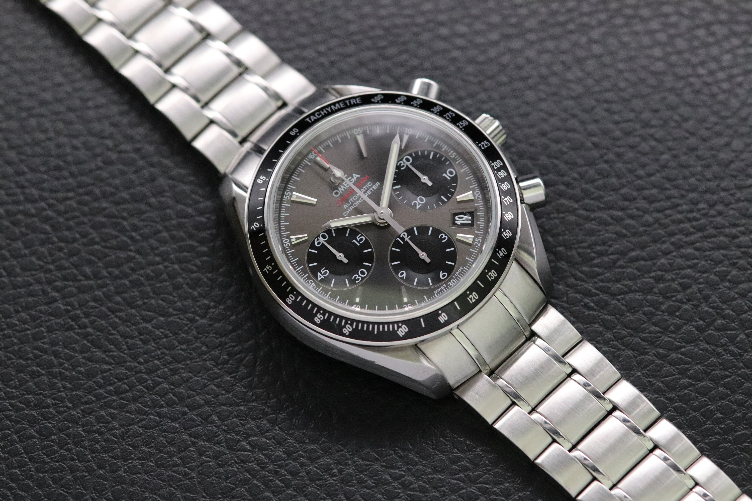 Omega Speedmaster 323.30.40.40.06.001 Papers 2018