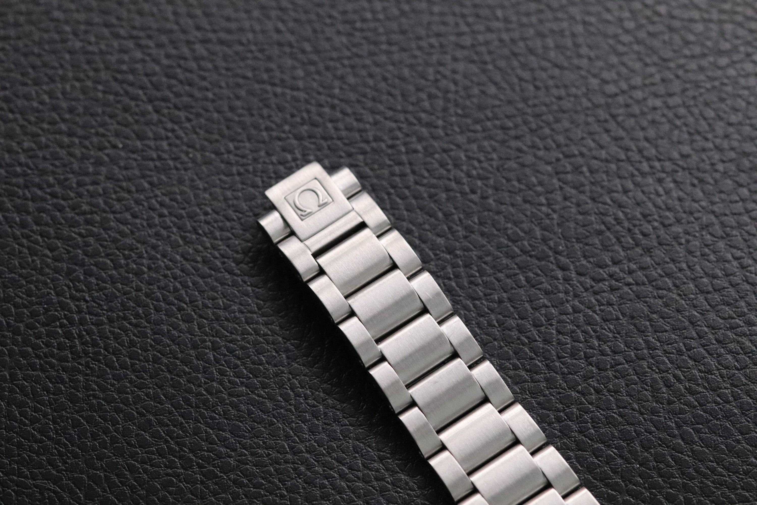 Omega Seamaster Aqua Terra 2504.50 Black Dial 2006