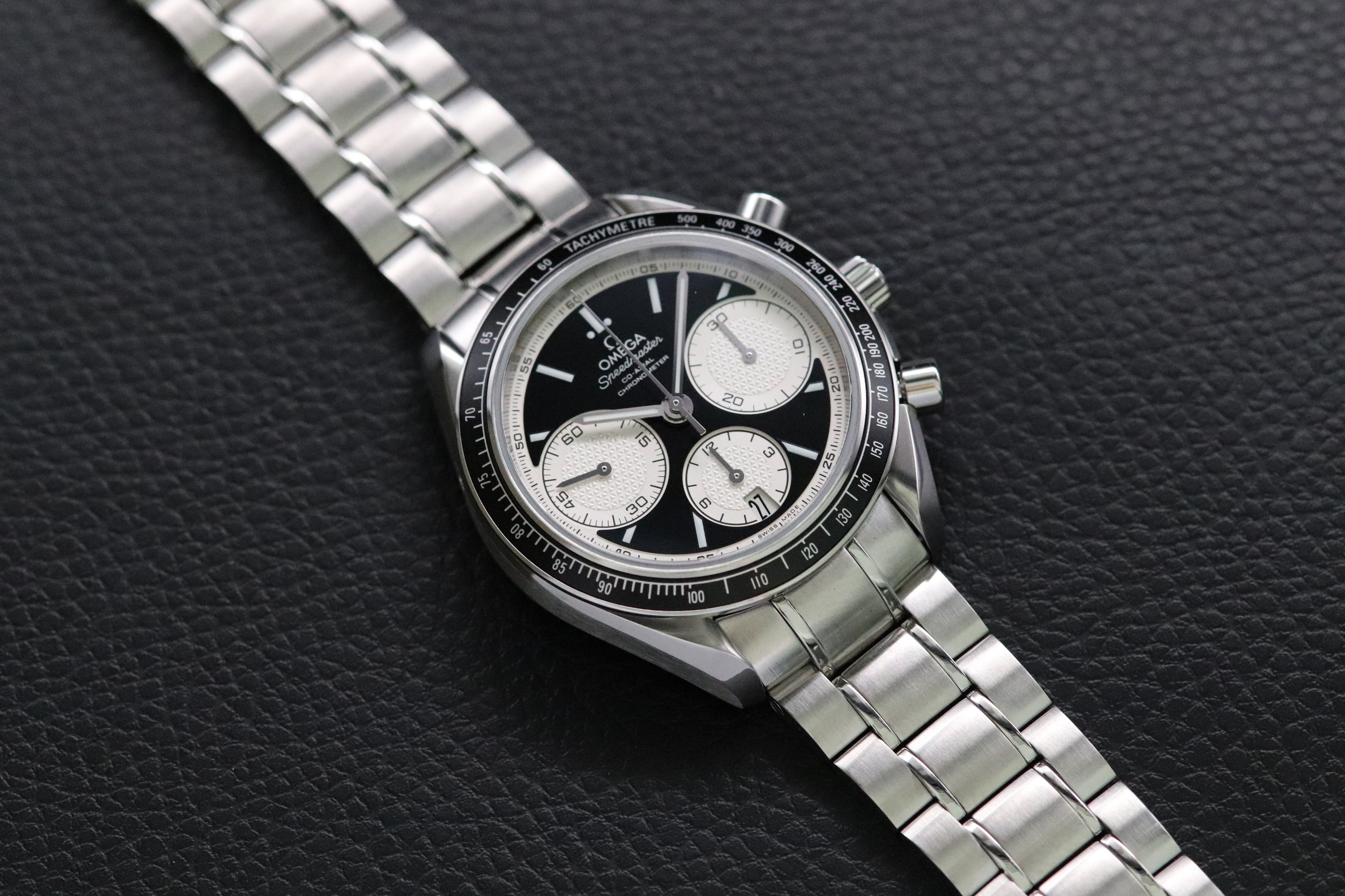 Omega Speedmaster Racing 326.30.40.50.01.002 Panda 2024 Fullset