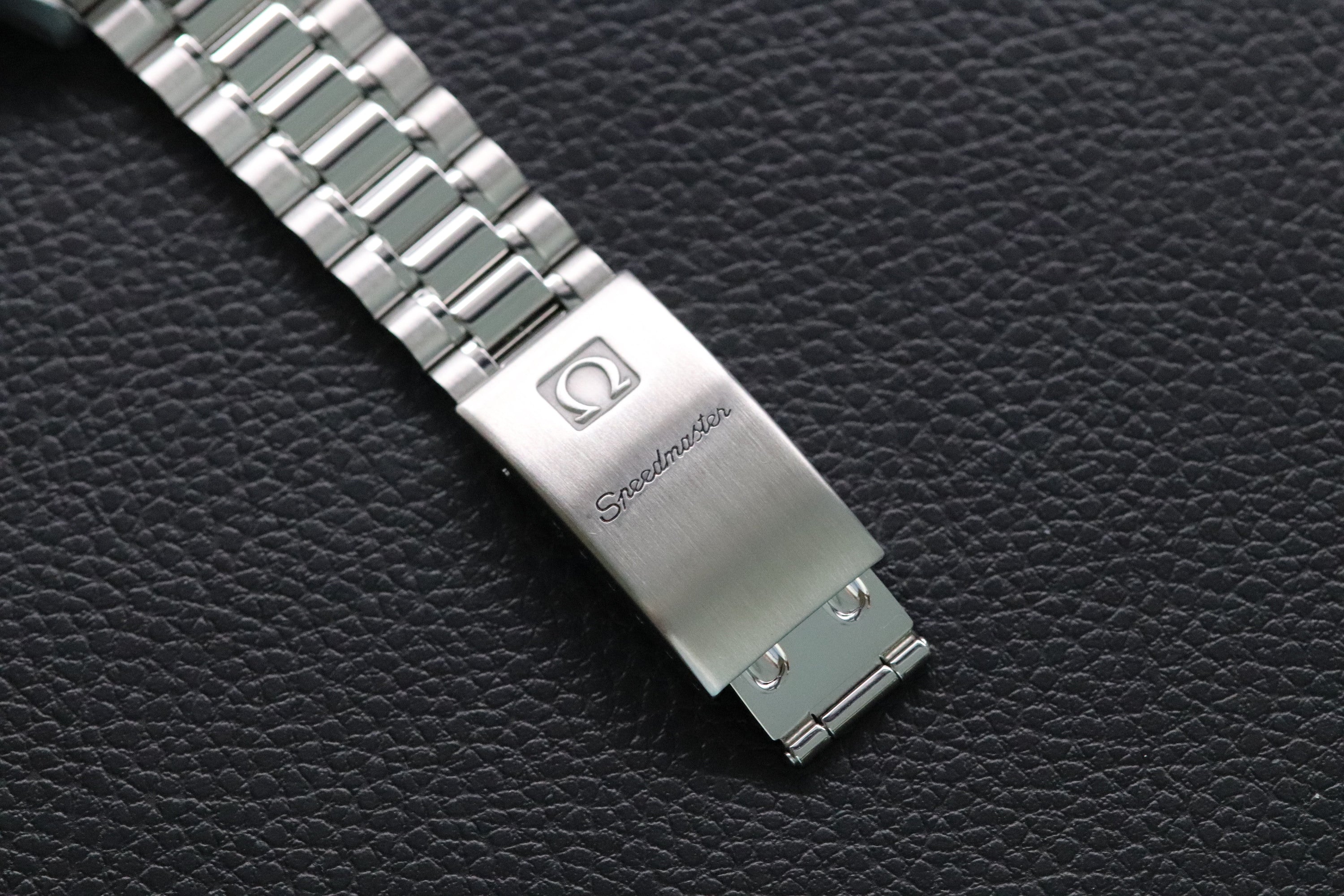 Omega Speedmaster Date 3511.50 Black Dial 1993