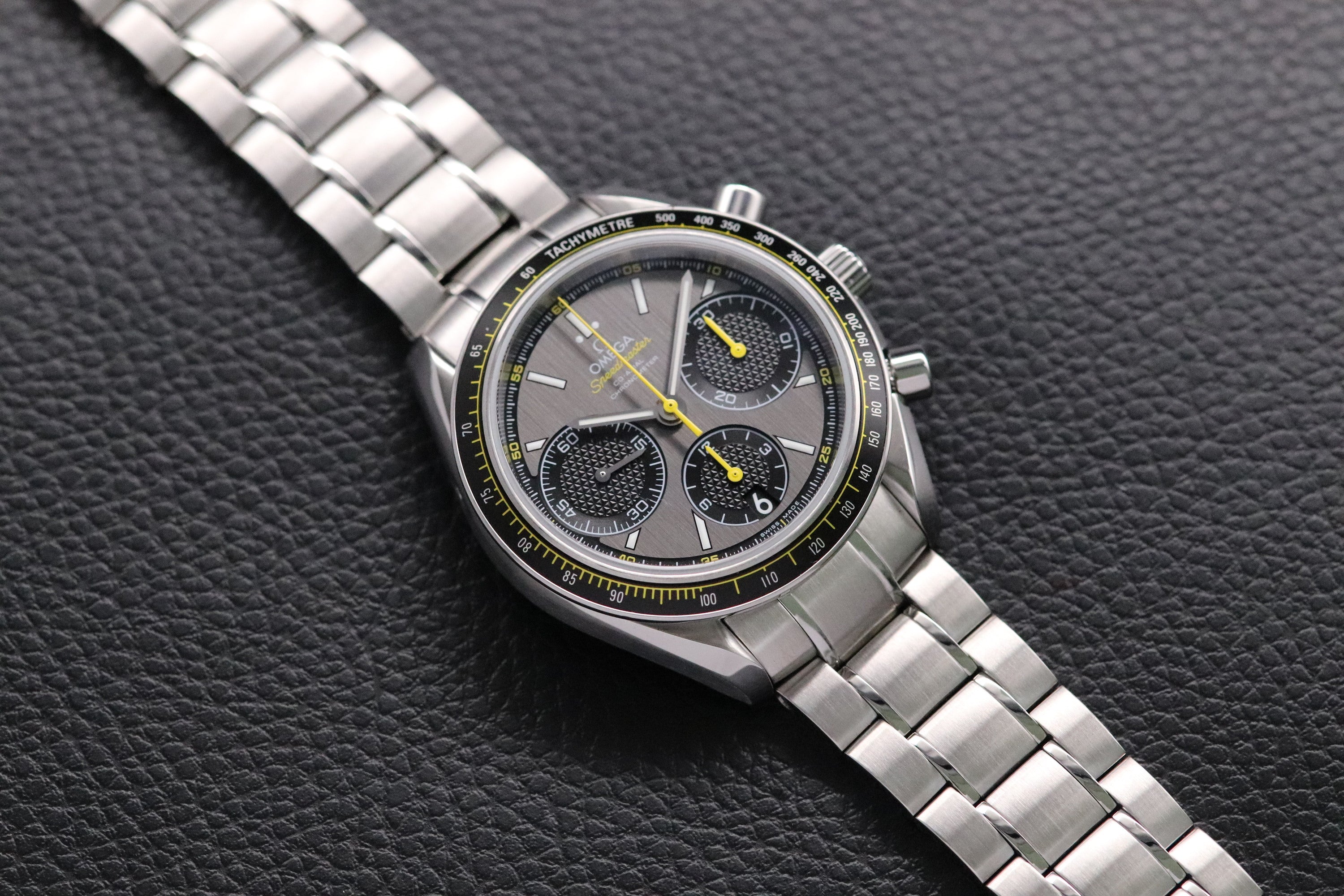 Omega Speedmaster Racing 326.30.40.50.06.001 Fullset 2017 Box+Paper