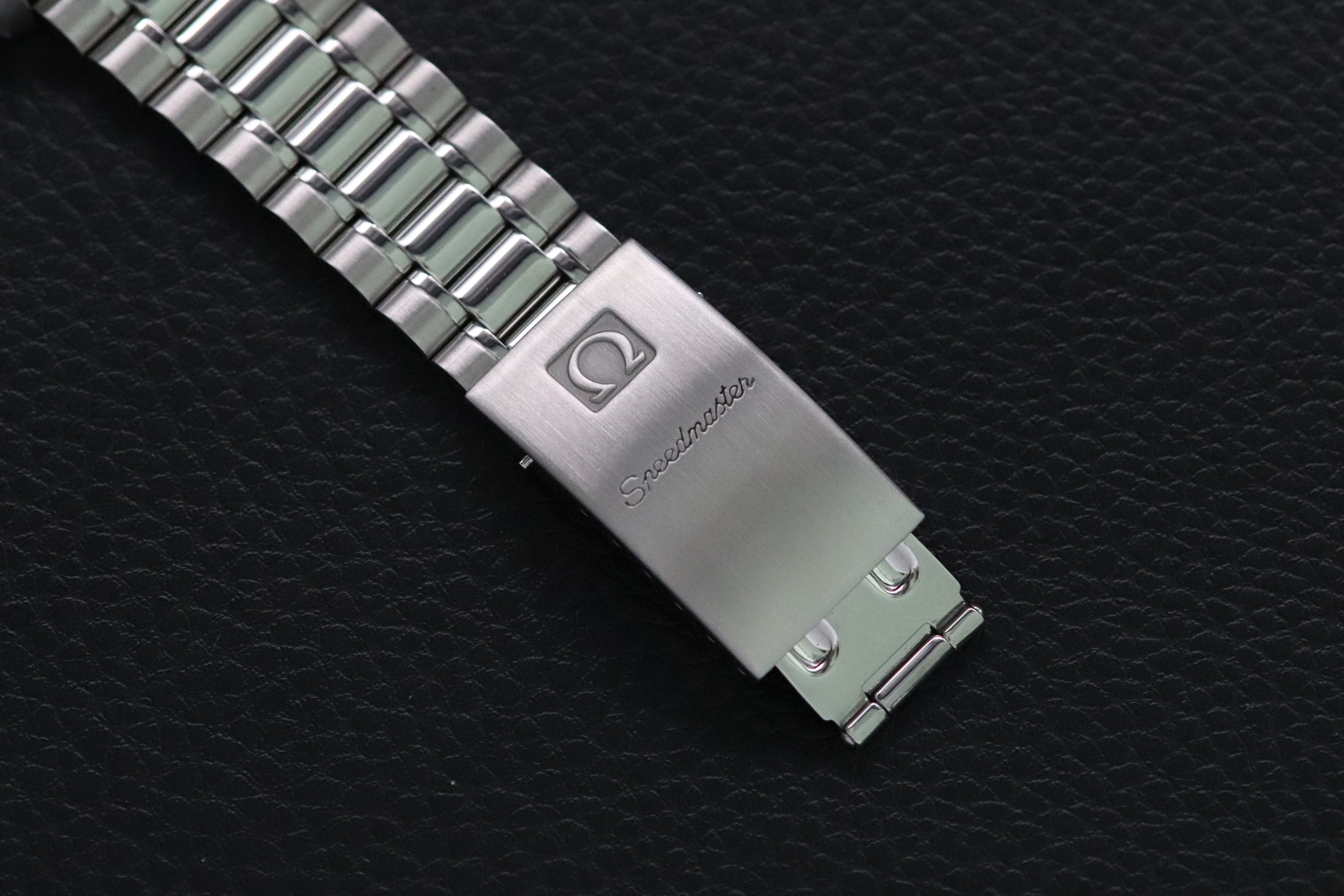 Omega Speedmaster Date 3511.20 White Dial 1998 Albino