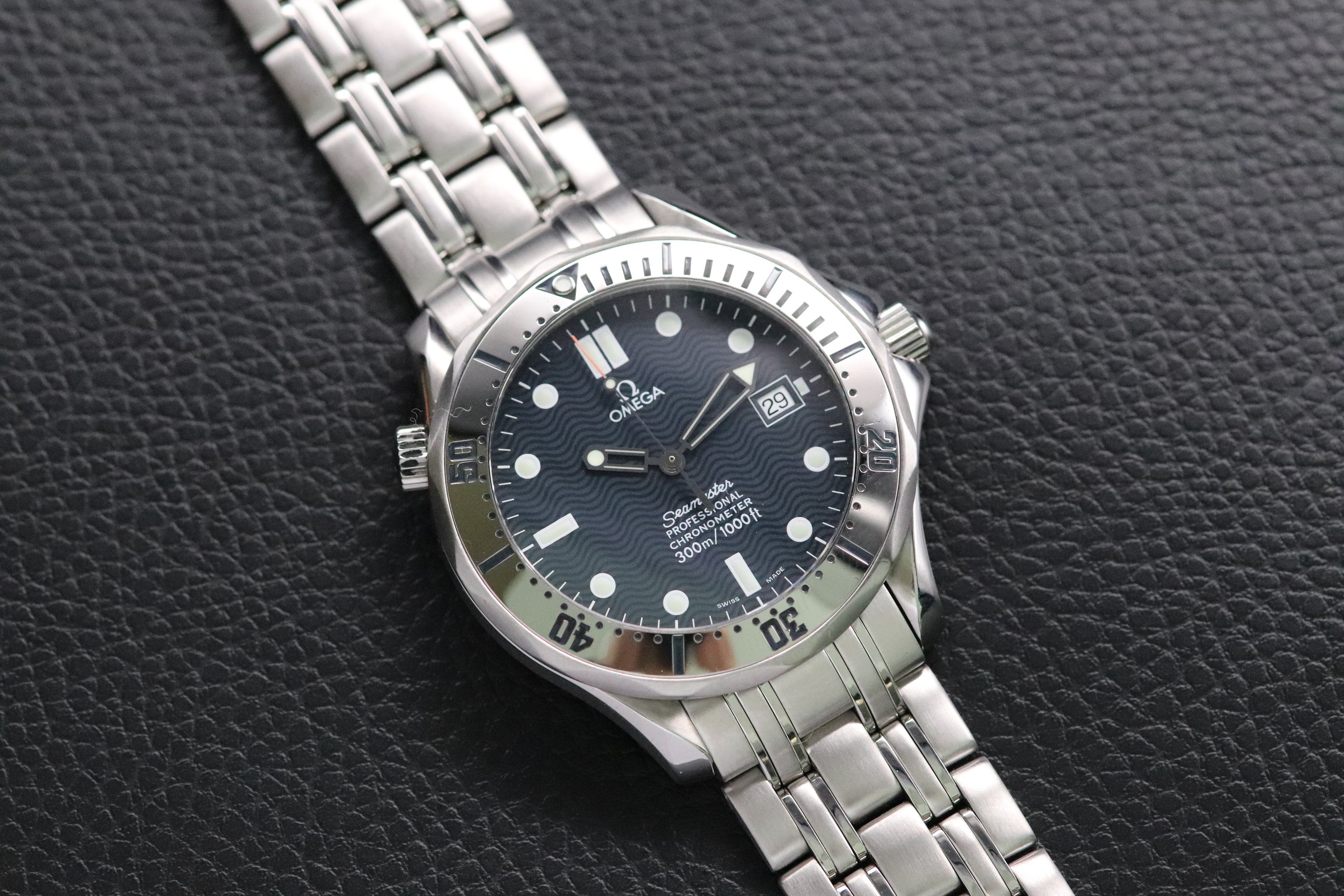 Omega Seamaster 2532.80 Blue Dial 2002 Papers