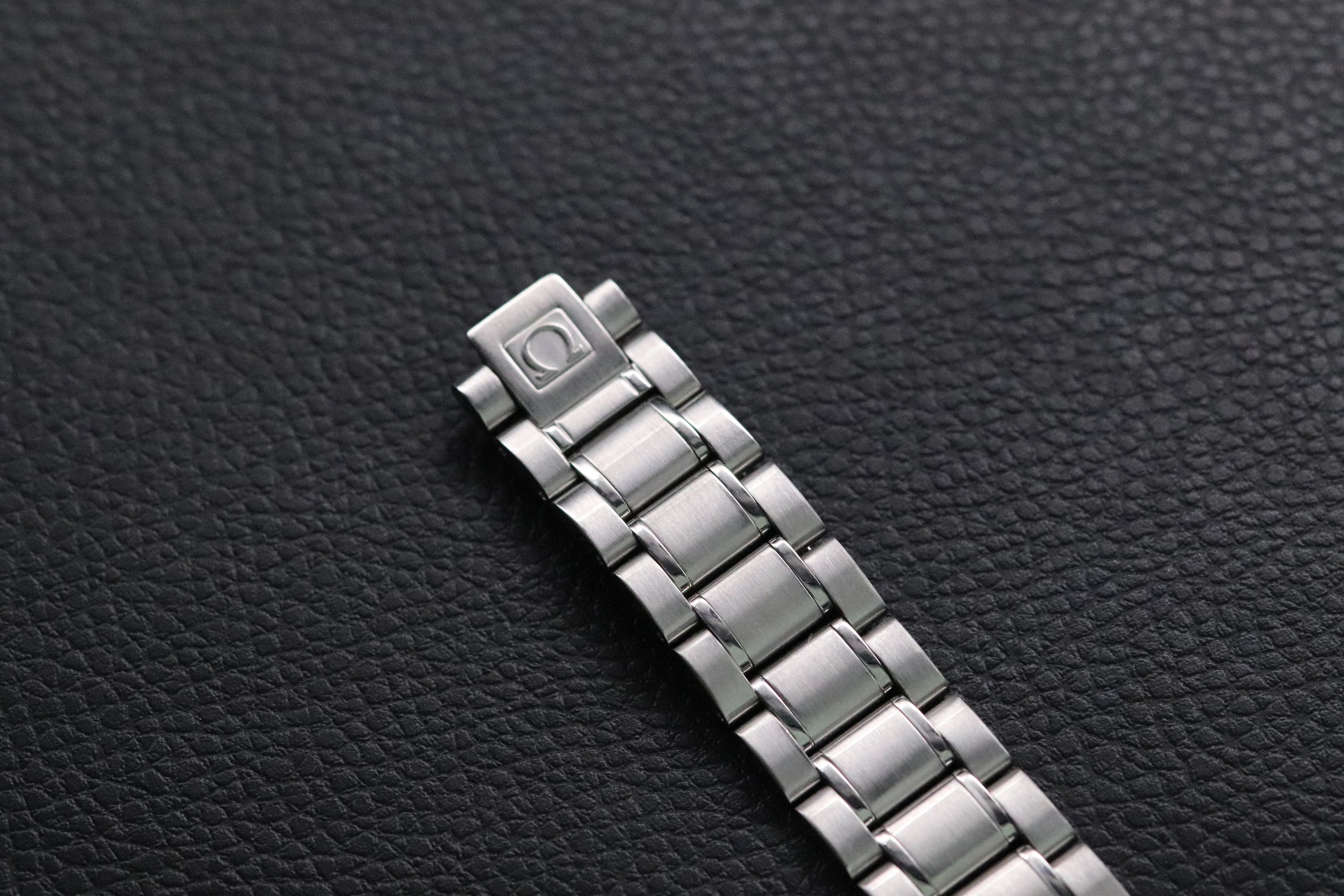 Omega Speedmaster Day Date 3520.50 Papers 1999