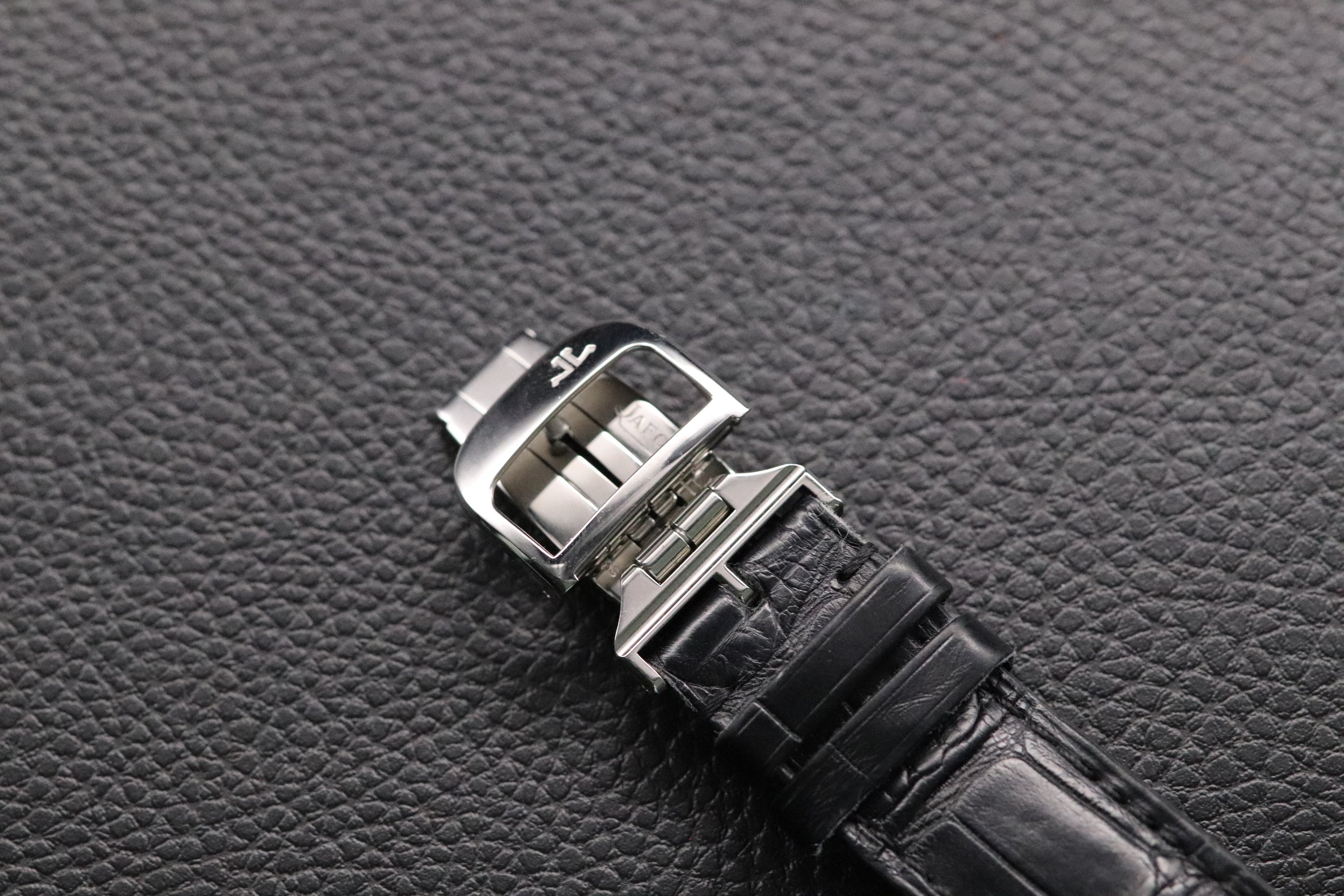 Jaeger-LeCoultre Master Ultra Thin Moon 176.8.64.S Papers 2014