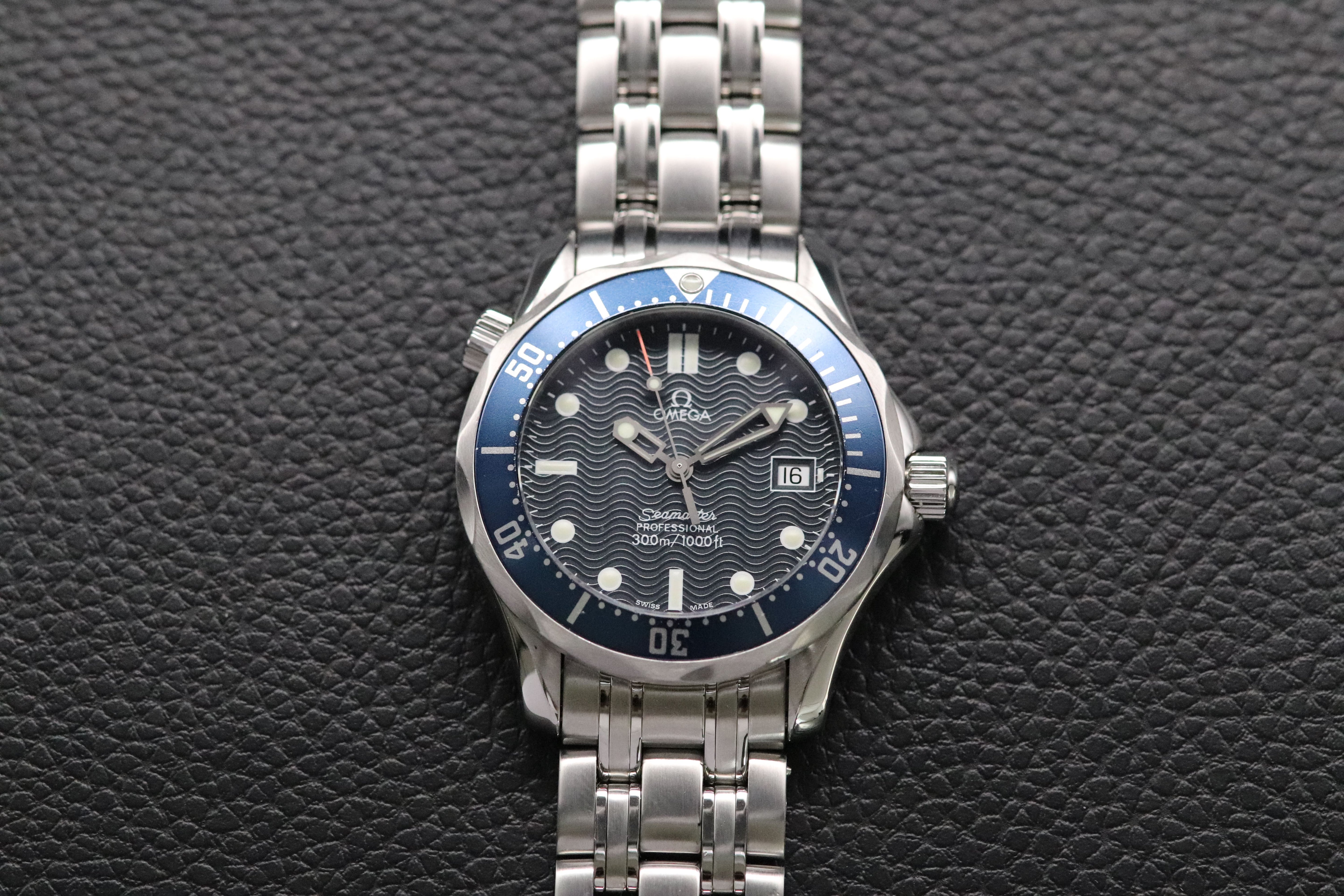 Omega Seamaster 300 2561.80 Blue Dial 1998