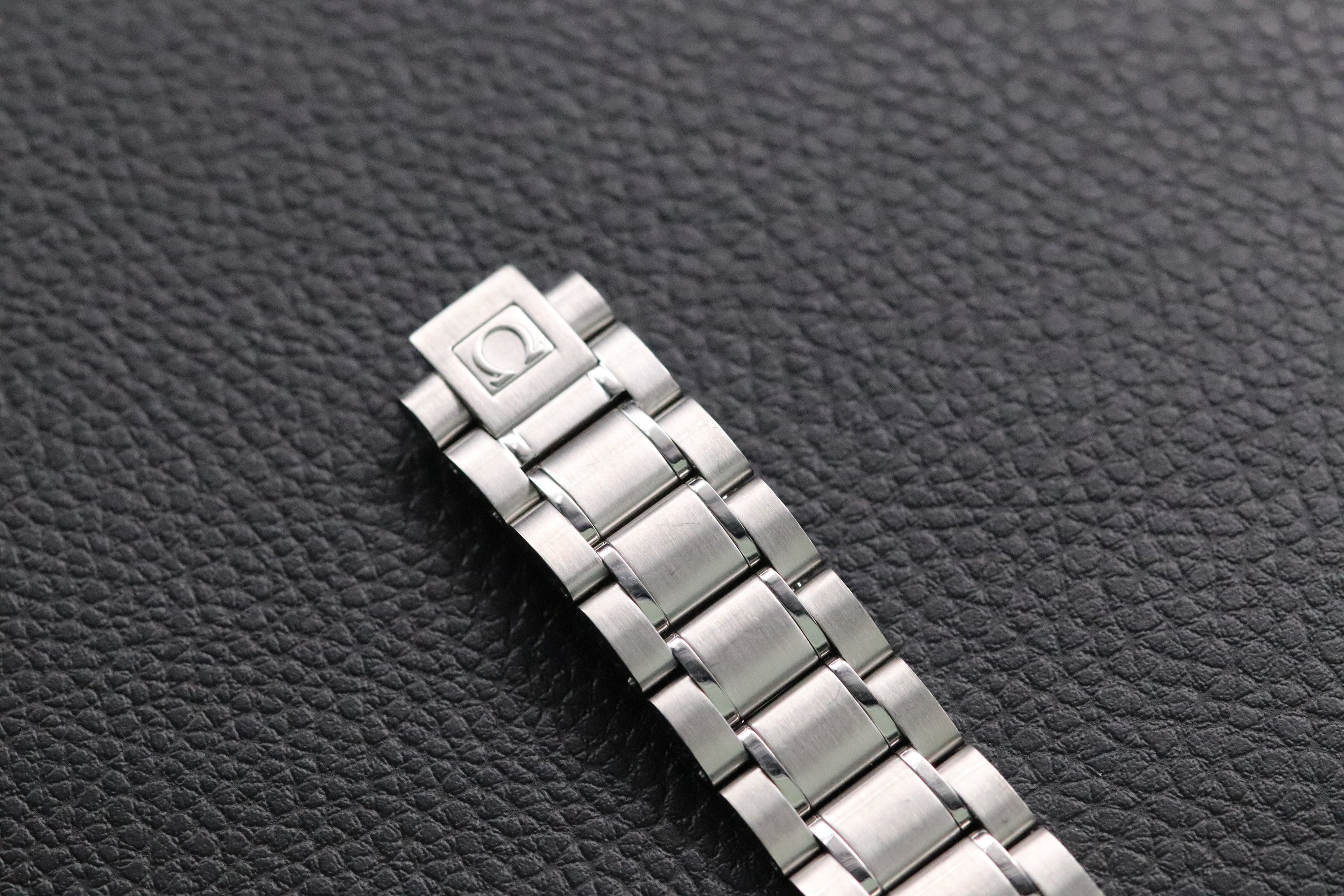 Omega Speedmaster Date 3513.30 Papers 1999