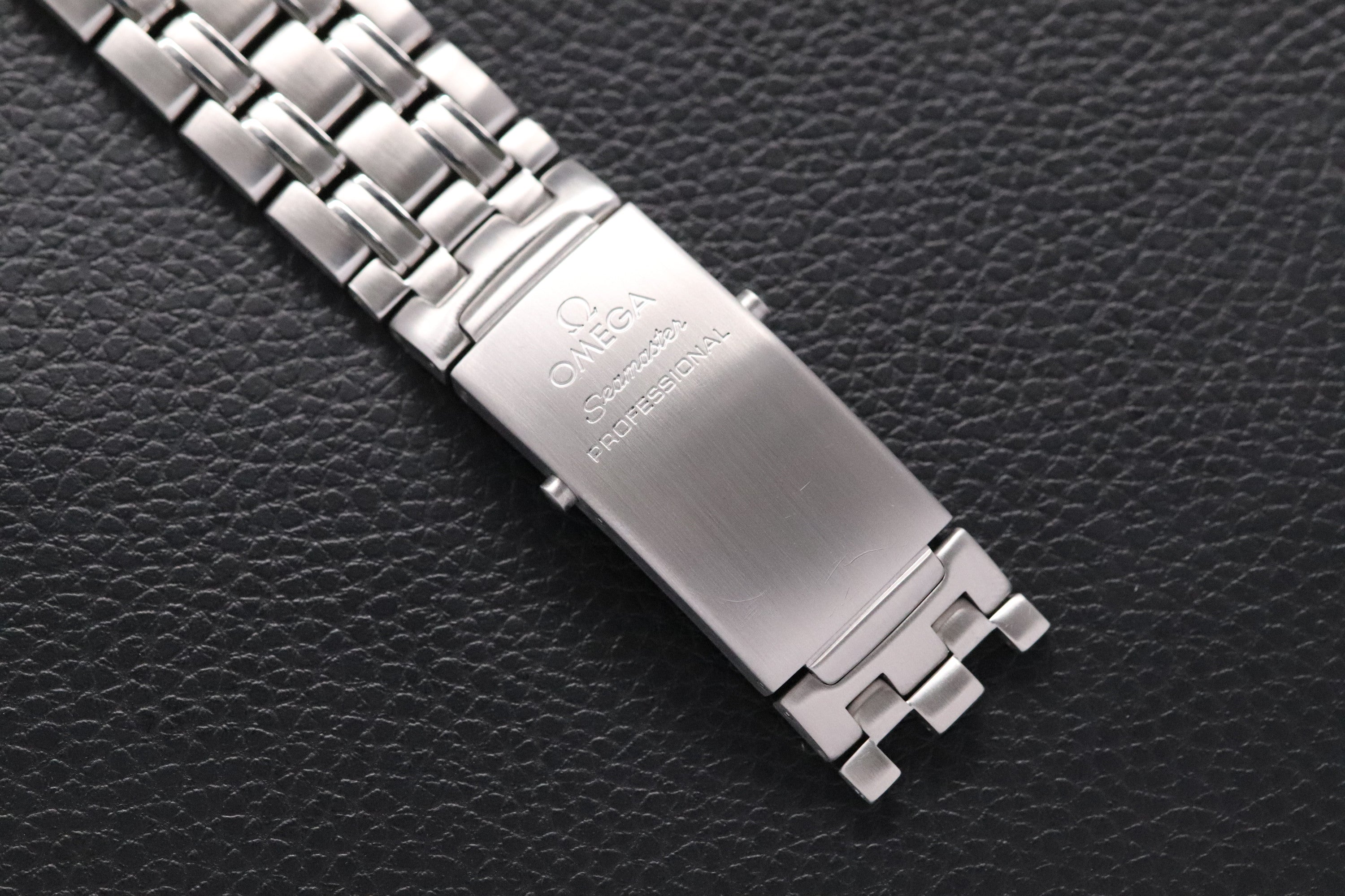 Omega Seamaster 212.30.41.20.01.002 Papers 2012